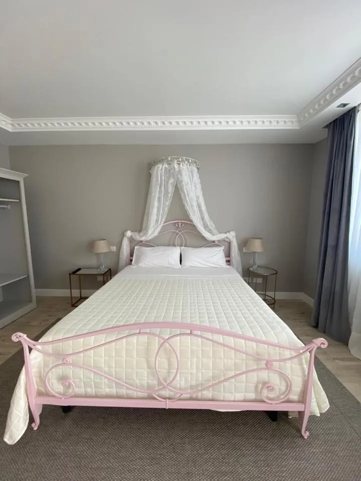 Photo of the whole room, Bed in B&B Da Patty