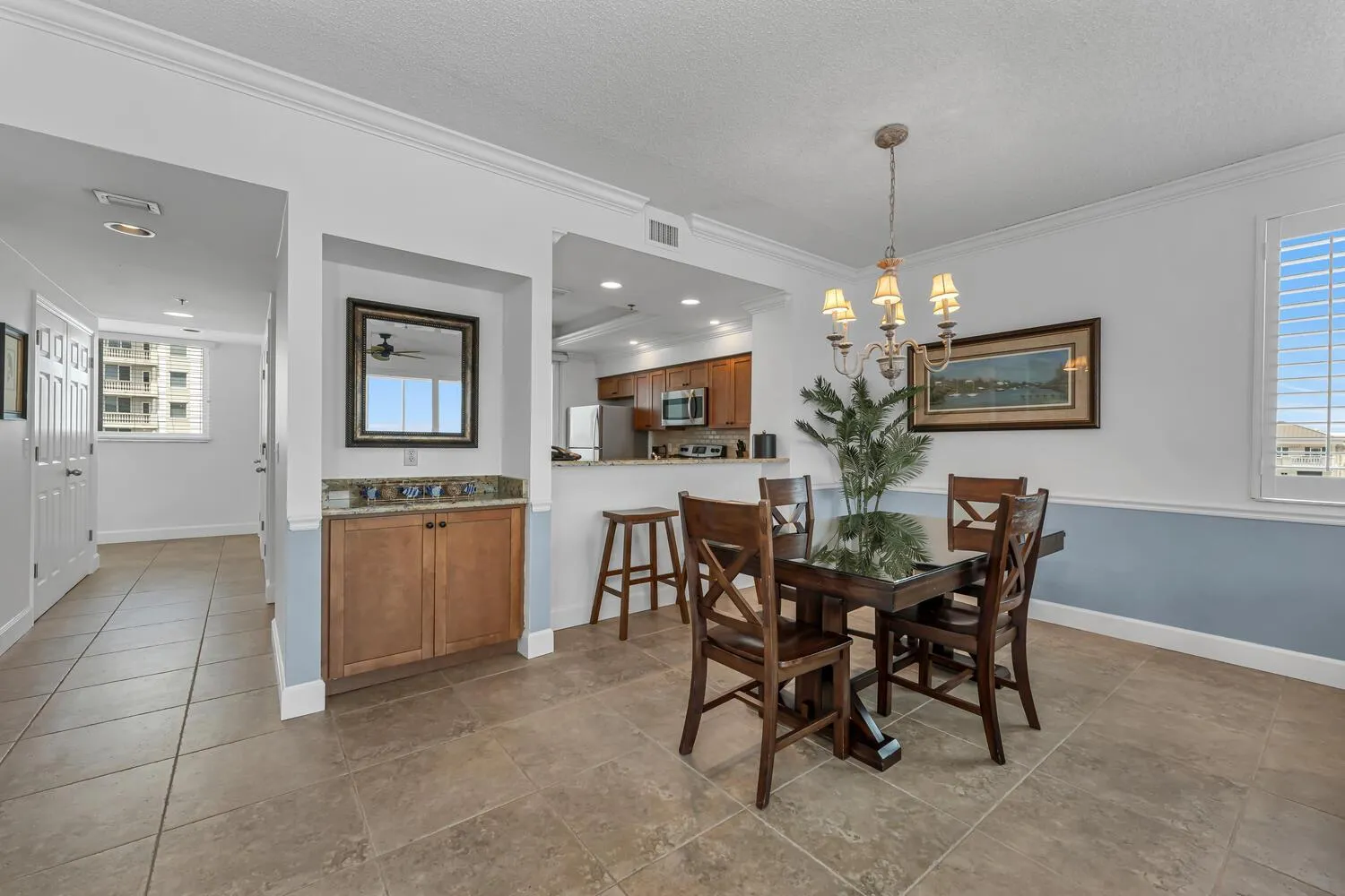 Kitchen or kitchenette in Vanderbilt Beach Resort