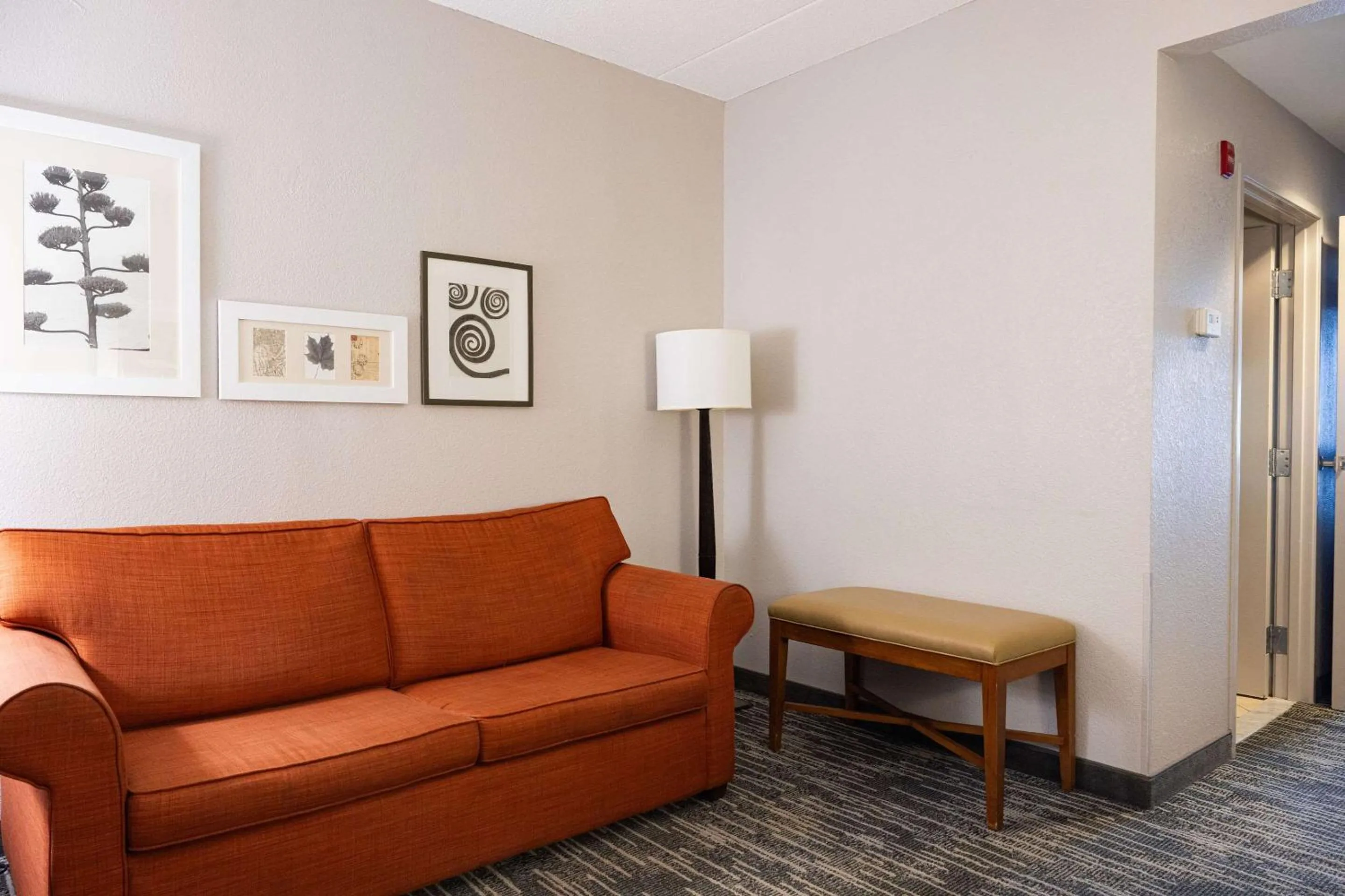 Bedroom in Country Inn & Suites by Radisson, BWI Airport Baltimore , MD