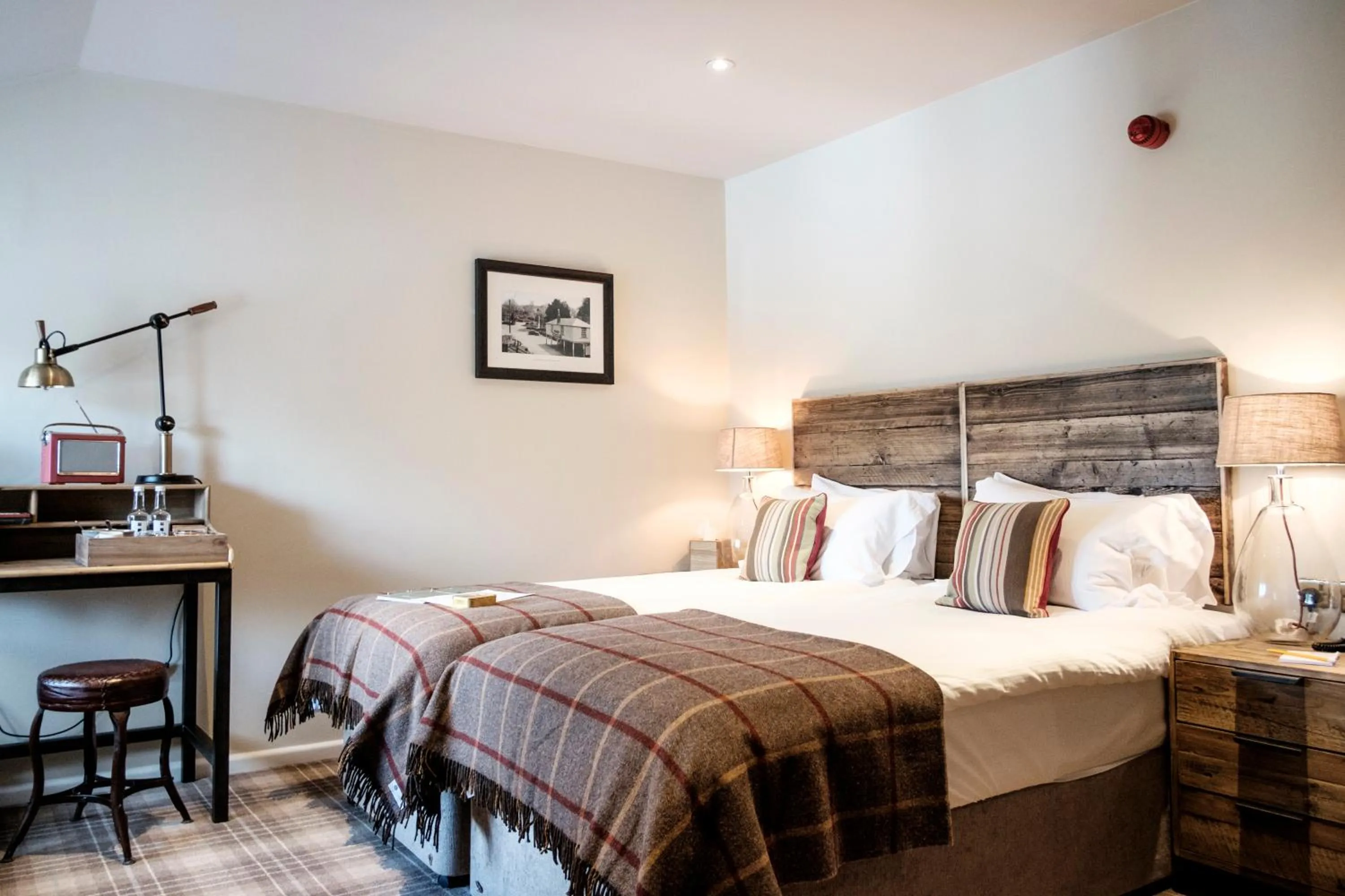 Bedroom, Bed in The White Hart