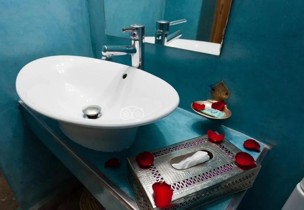 Bathroom in Riad l'Heure d'Eté