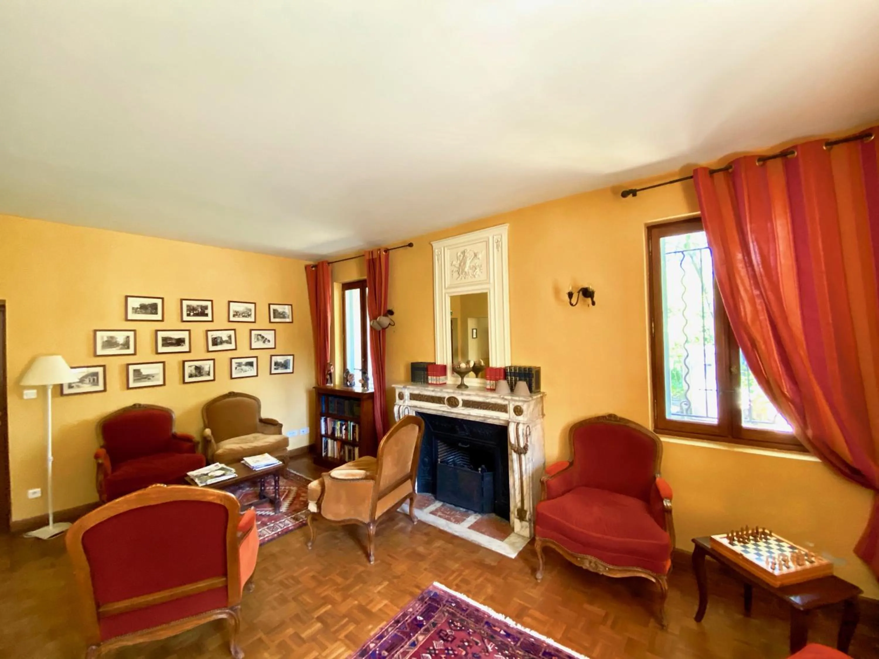 Living room in La Bastide Du Bois Breant