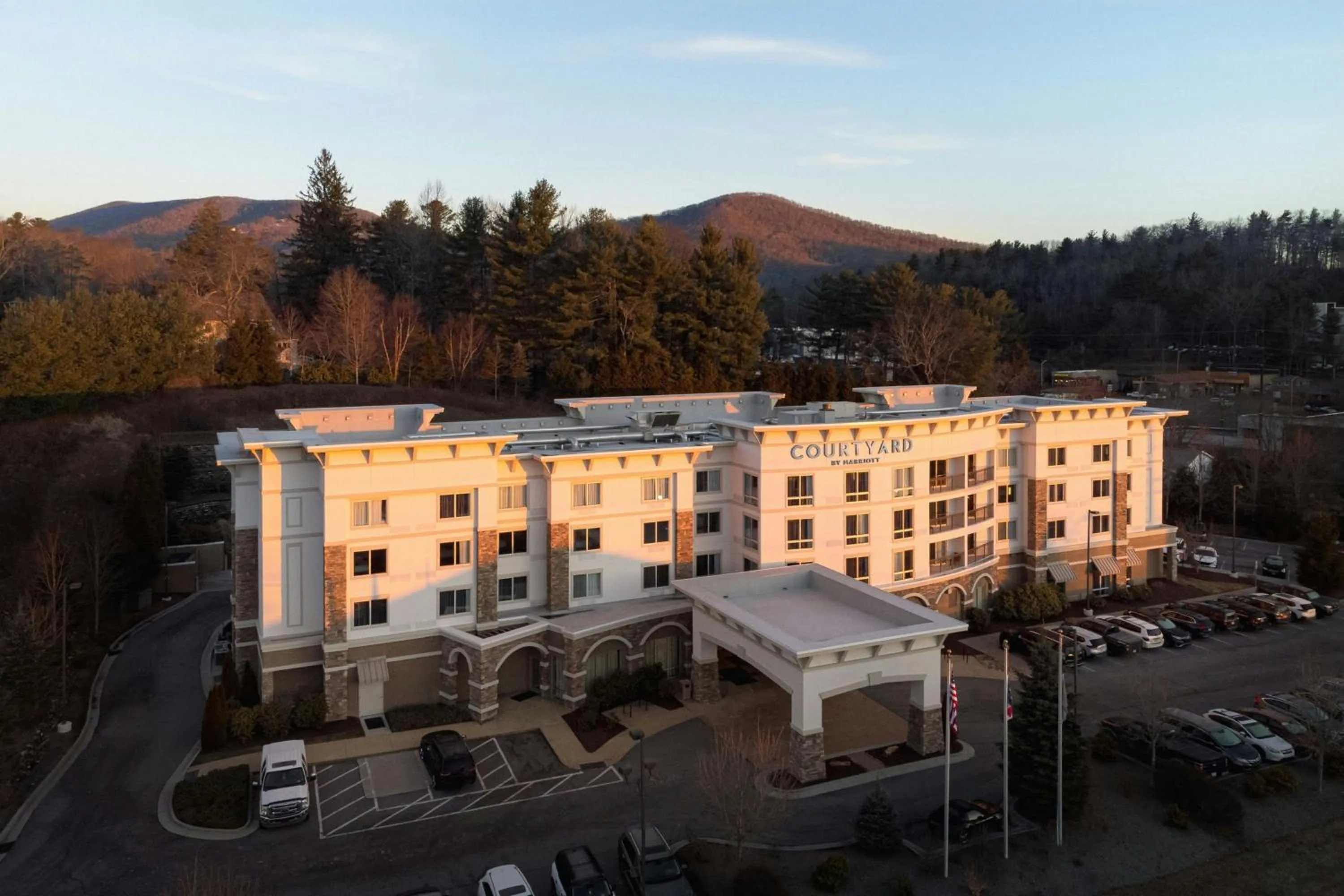 Property building in Courtyard by Marriott Boone
