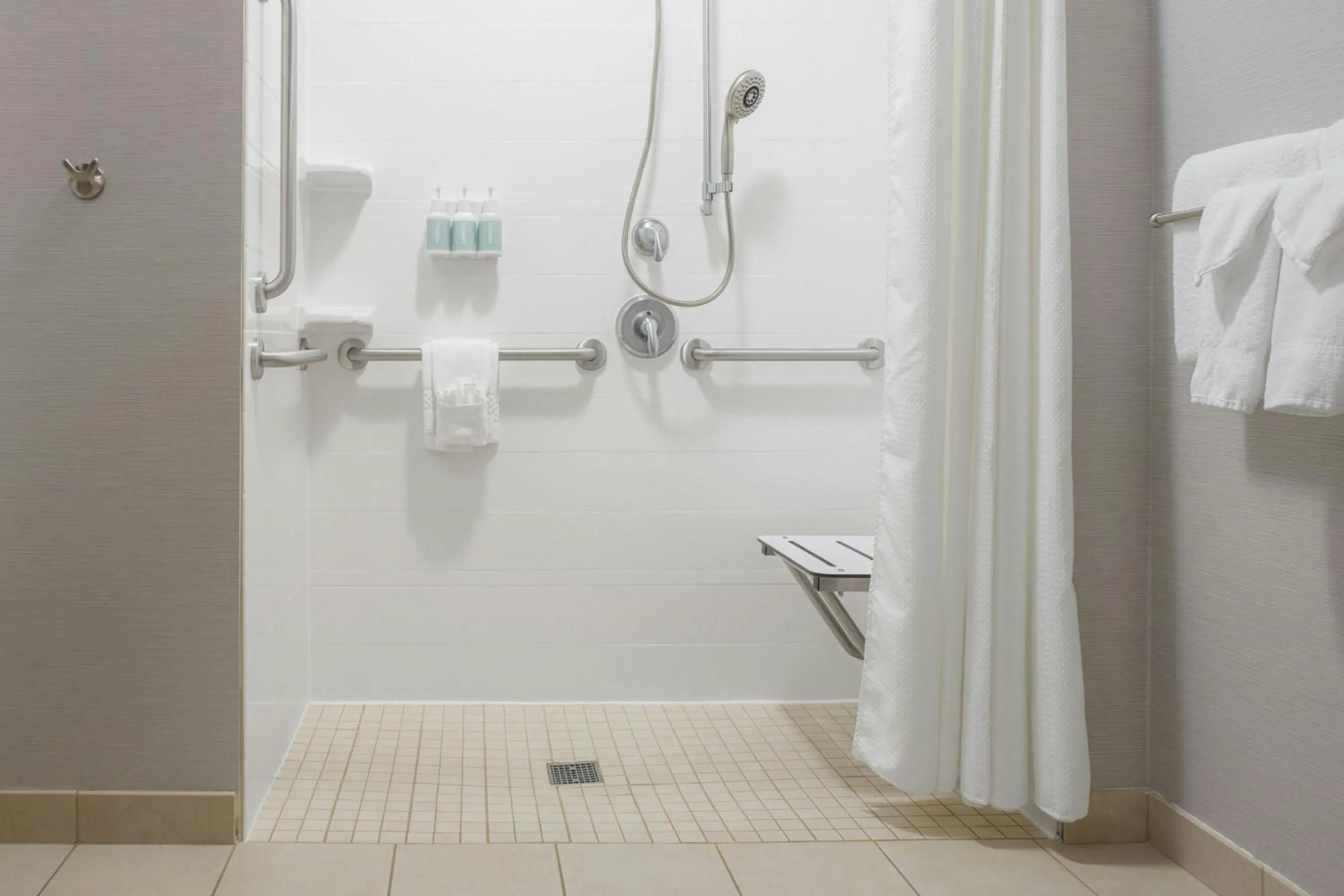 Bathroom in Courtyard by Marriott Boone