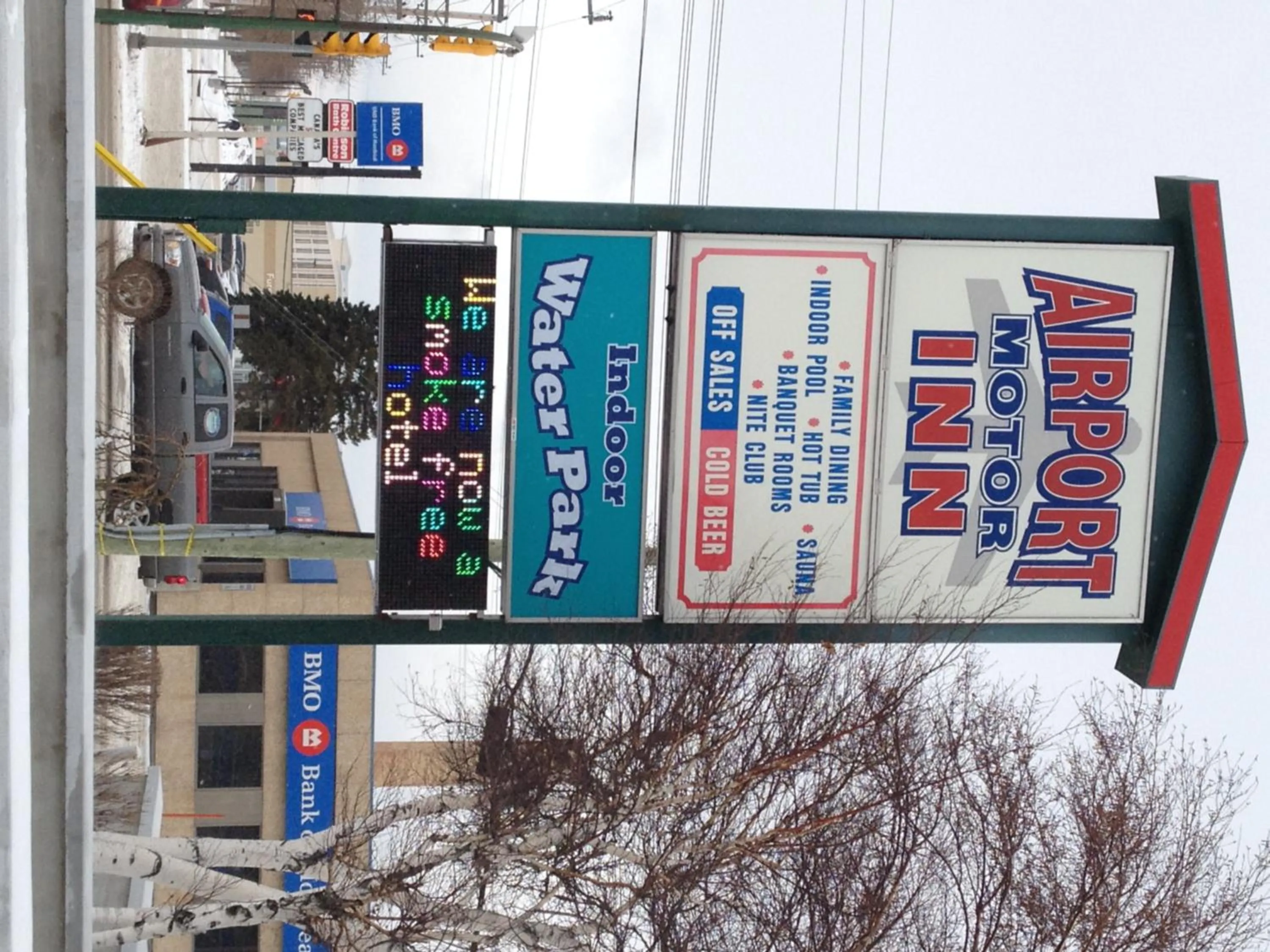 Property building in Airport Motor Inn