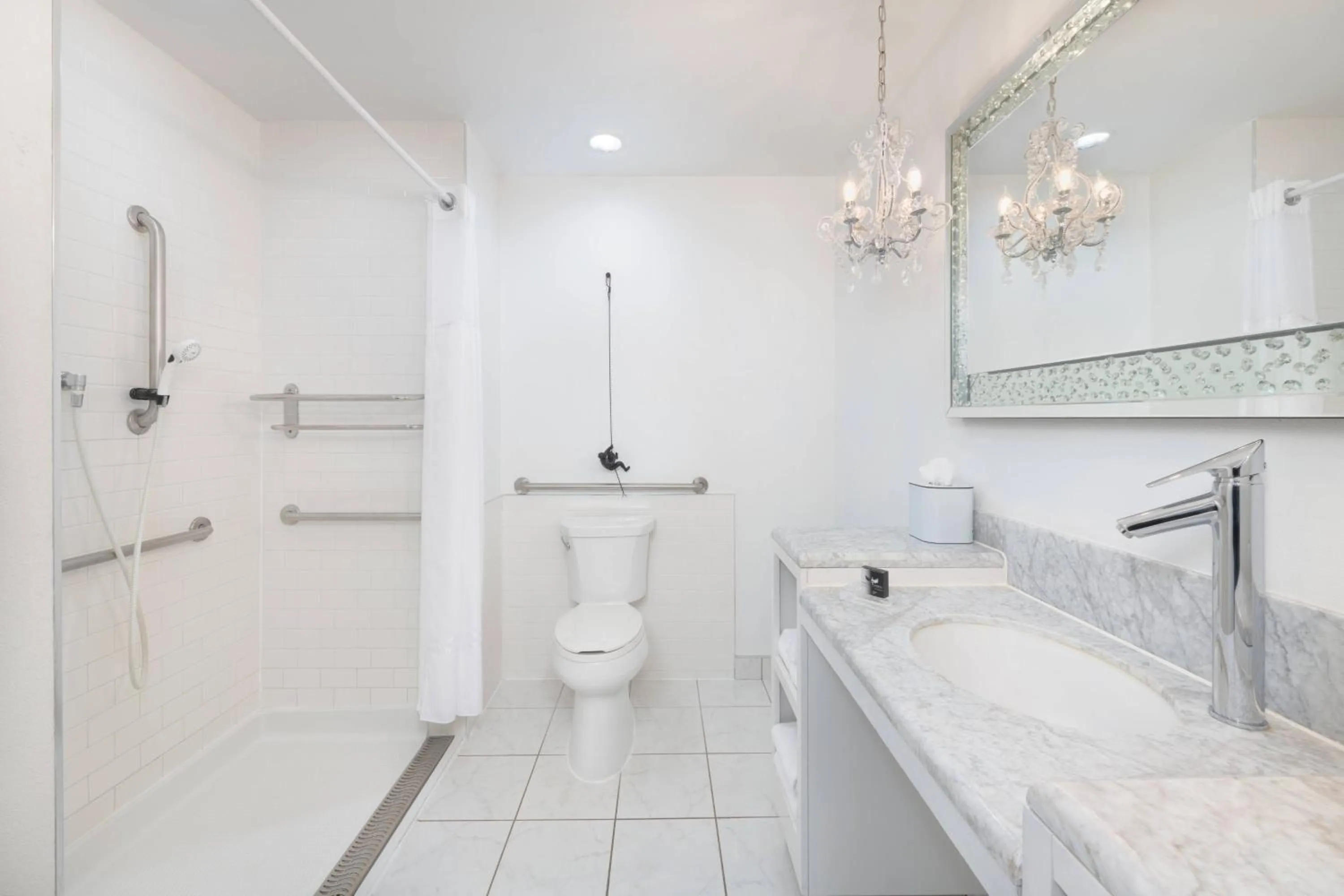 Bathroom in The Saint Hotel, New Orleans, French Quarter, Autograph Collection