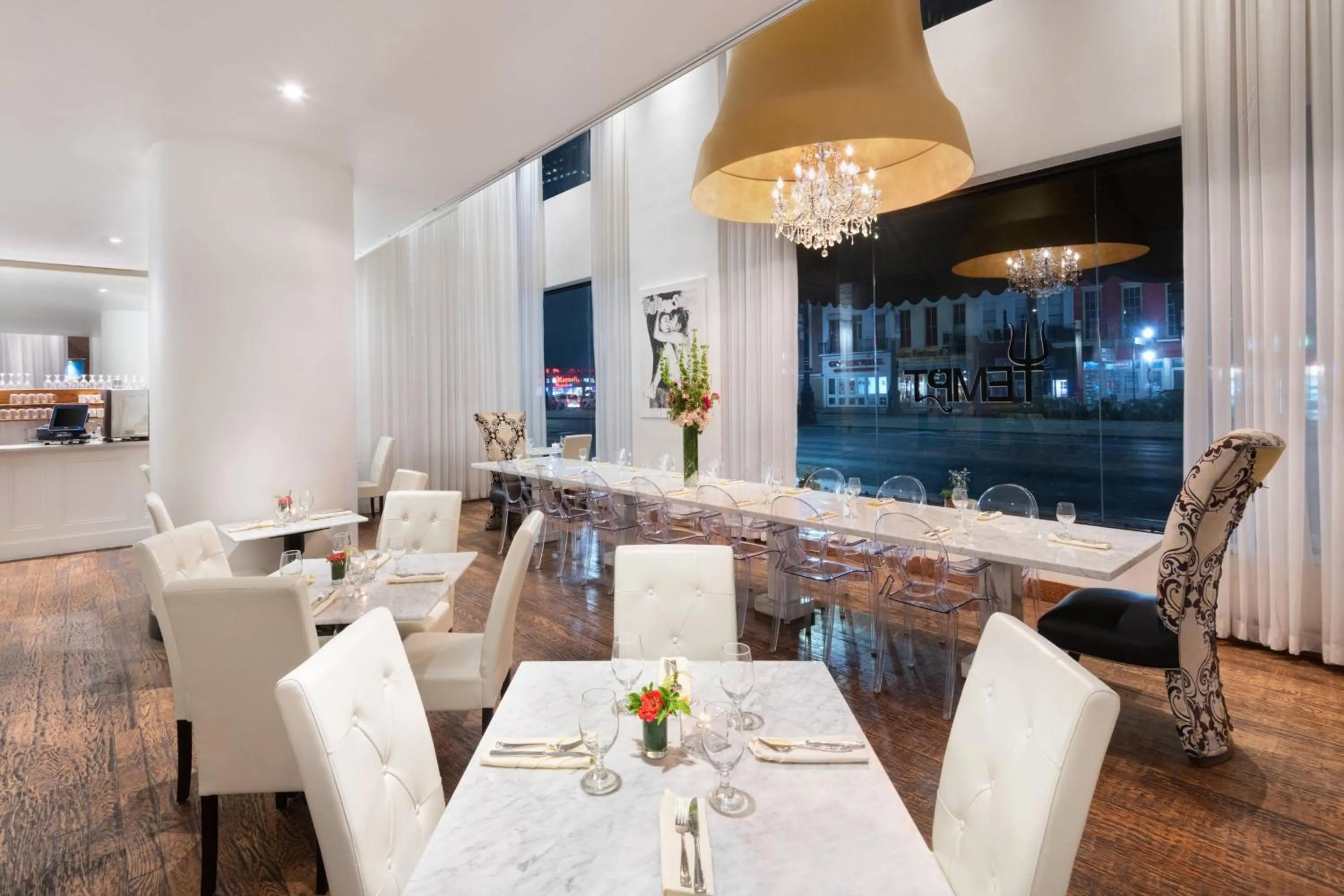 Restaurant/places to eat in The Saint Hotel, New Orleans, French Quarter, Autograph Collection