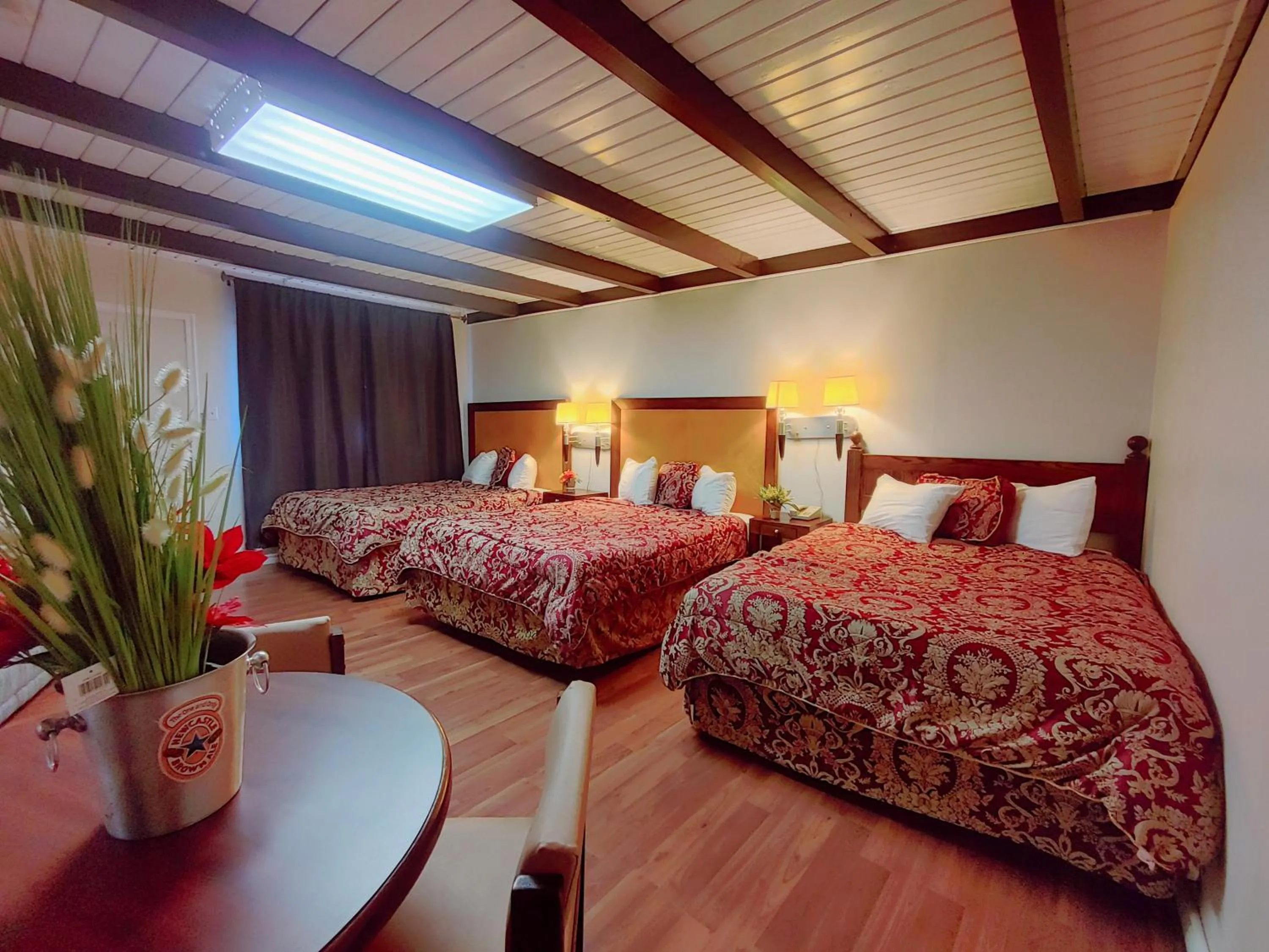 Bed in Kootenay Country Inn