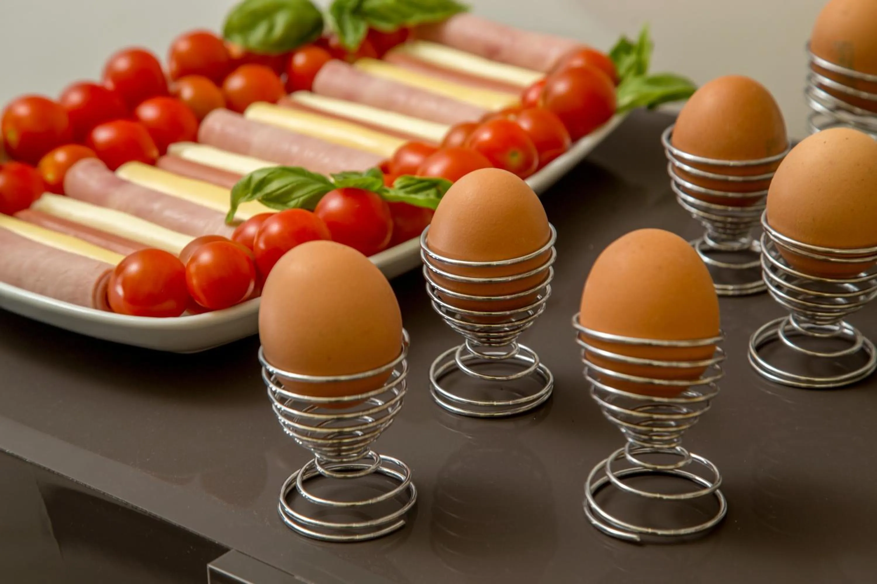 Breakfast in GCF Luxury Suites, Guest house