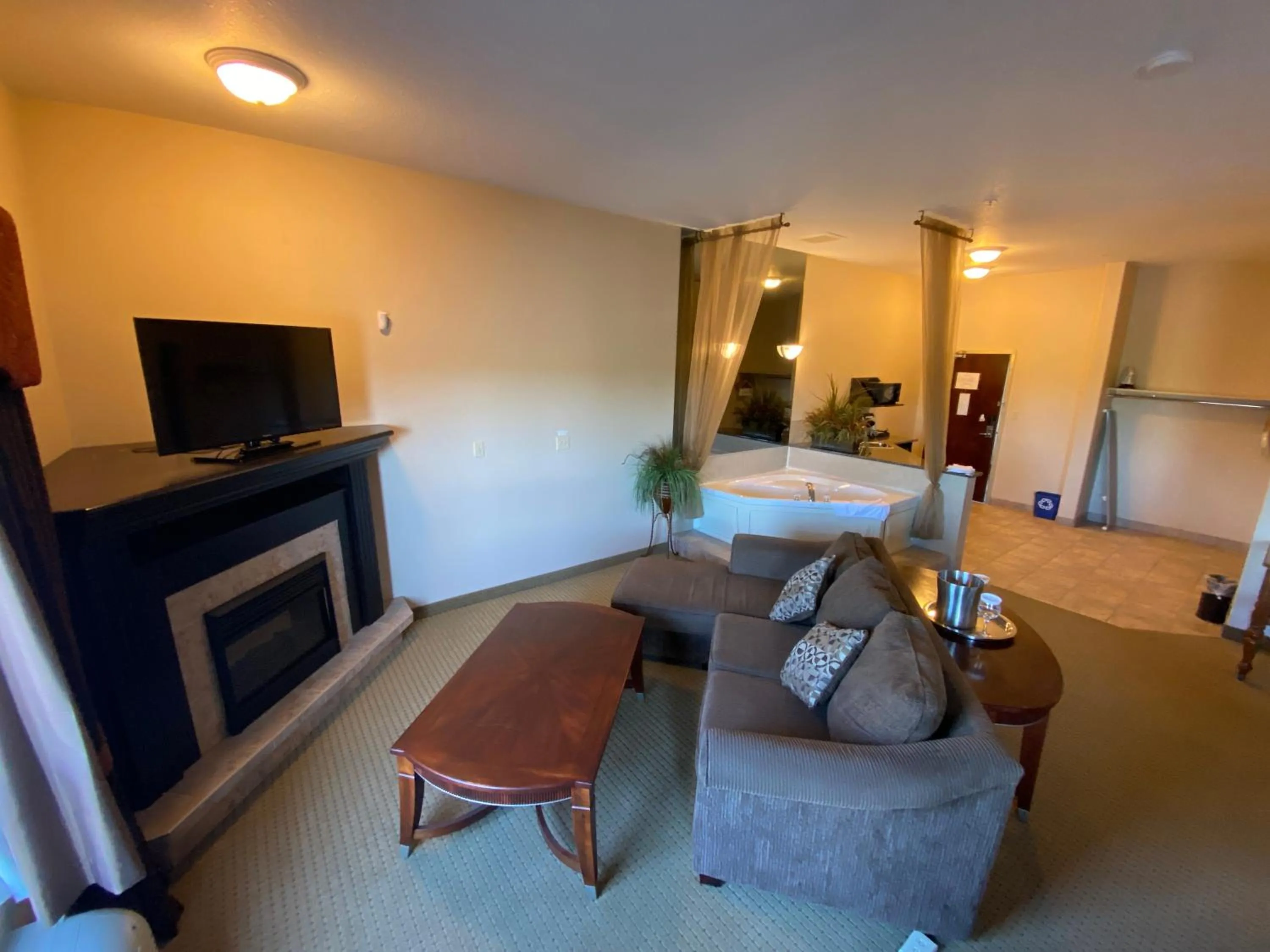 Seating area in Ramada by Wyndham Westlock