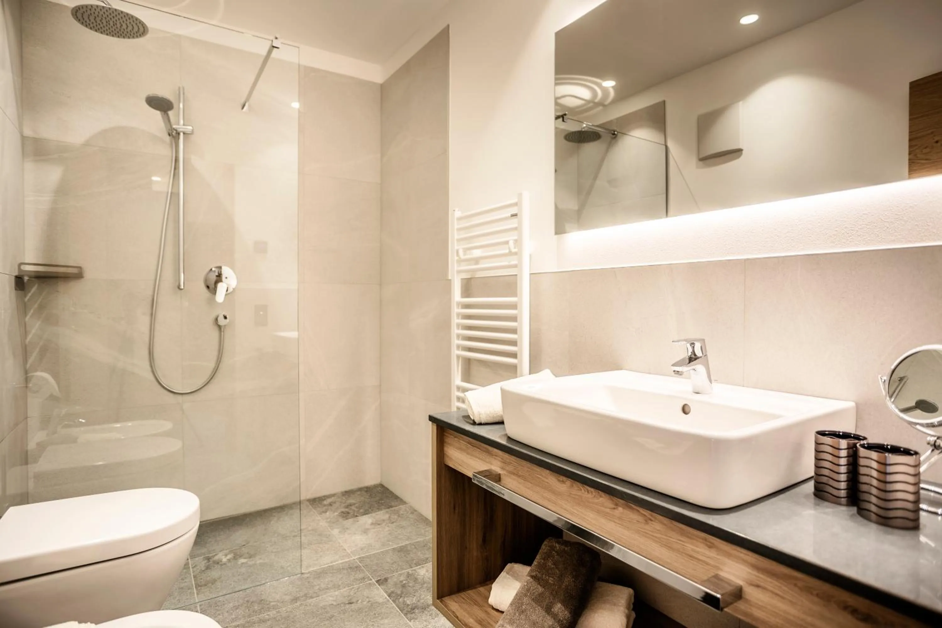 Bathroom in Luxury Chalet Plazola