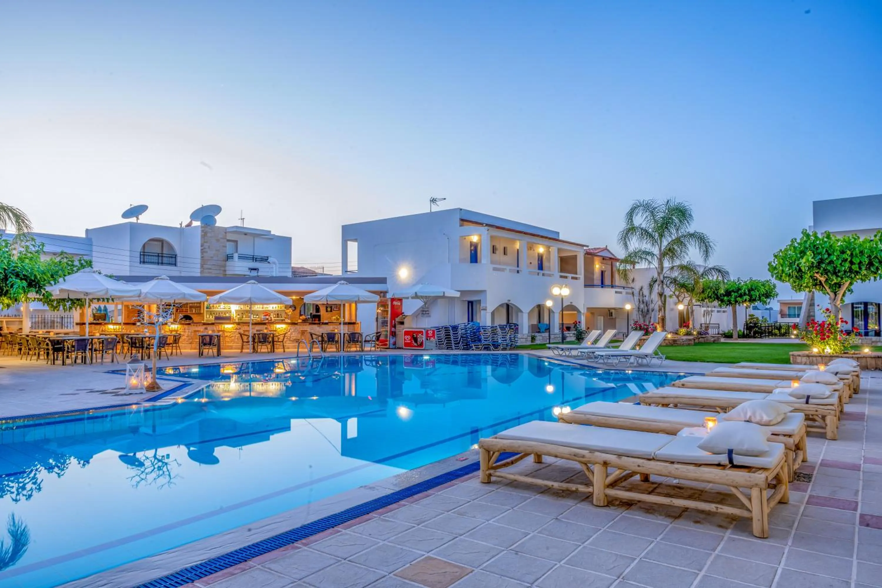 Swimming pool in Maria Rousse