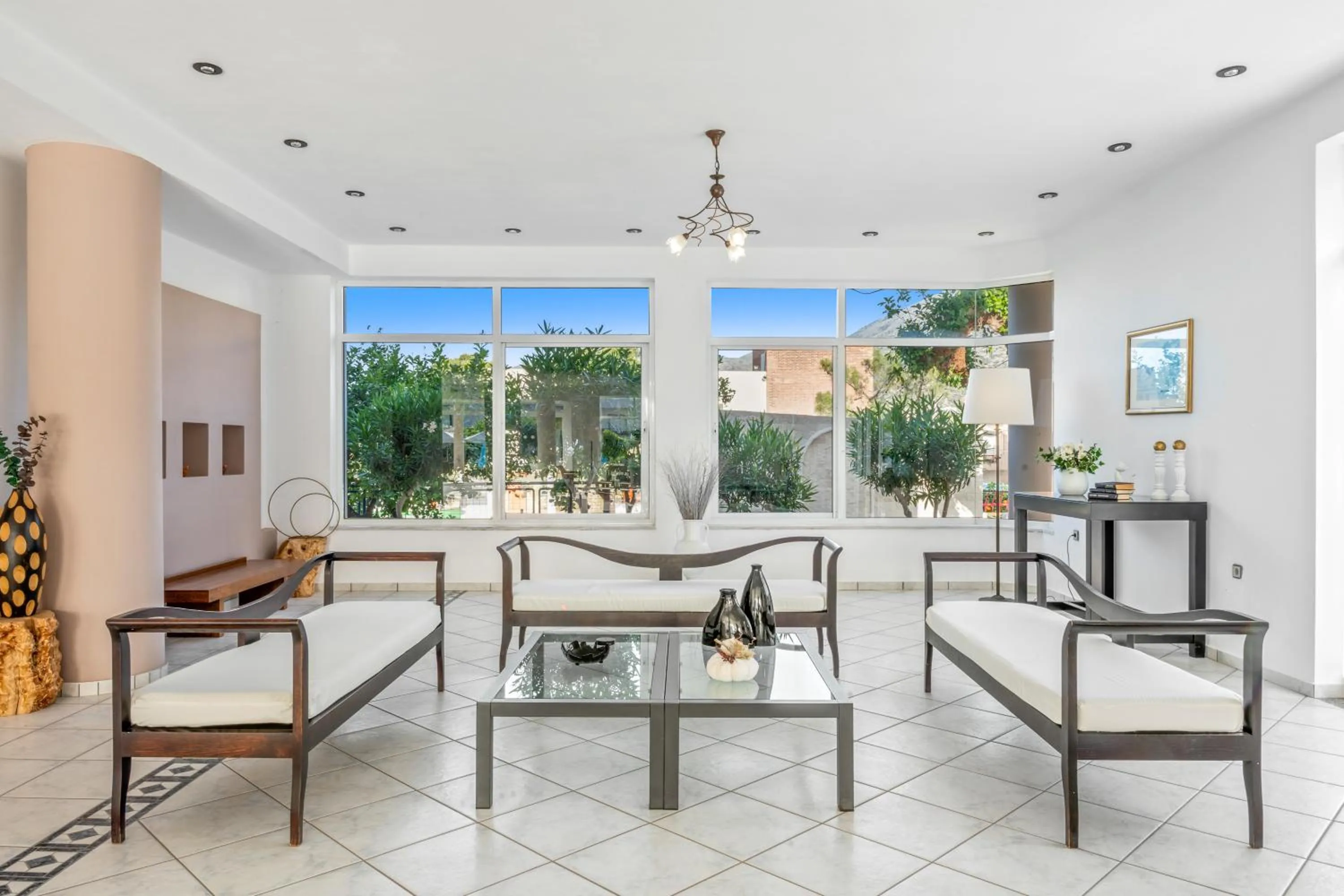 Lobby or reception in Maria Rousse