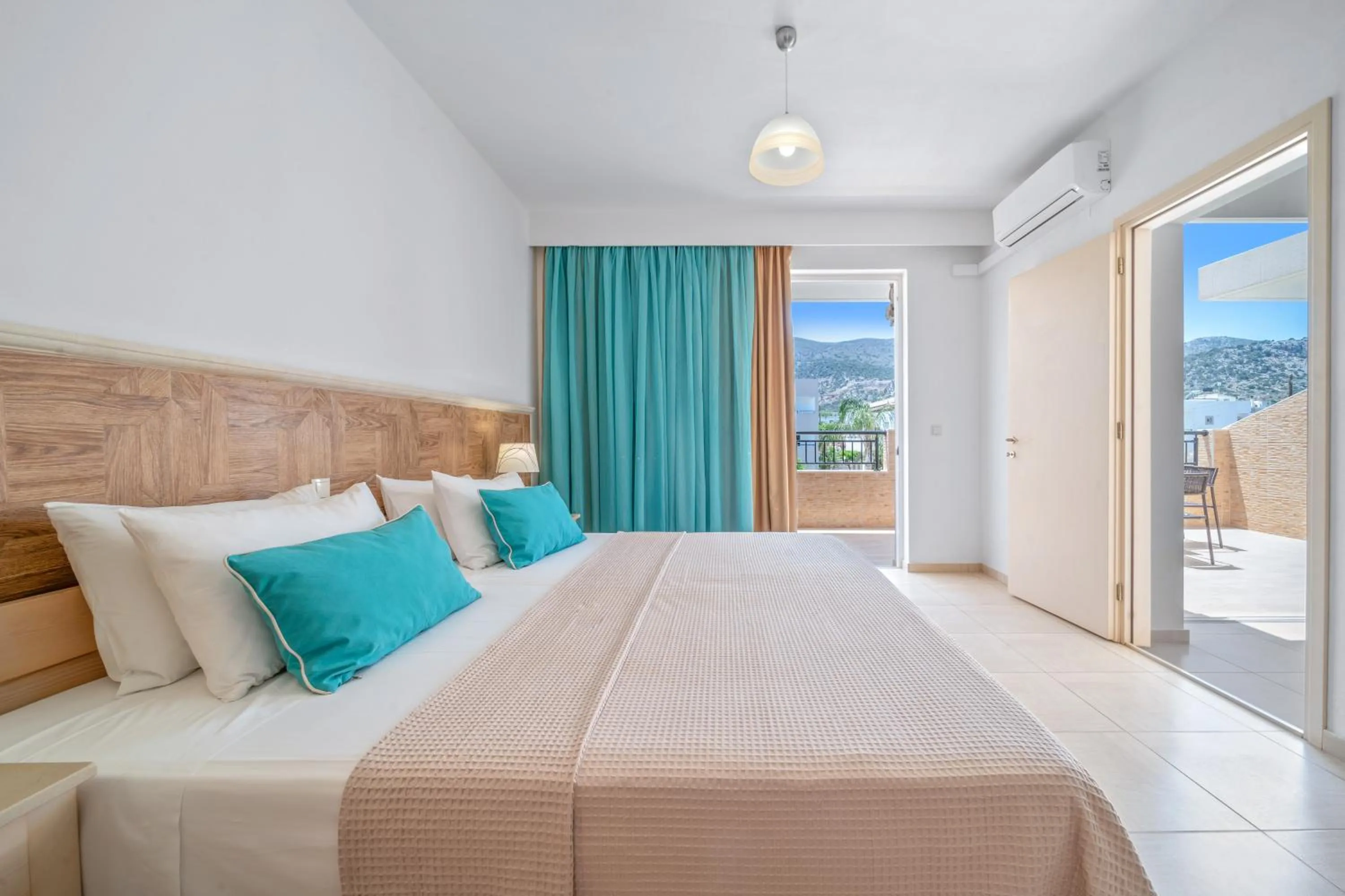 Bedroom, Bed in Maria Rousse