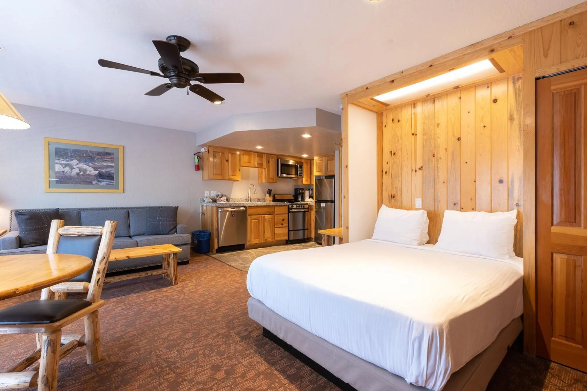 Bed in Red Wolf Lodge at Olympic Valley