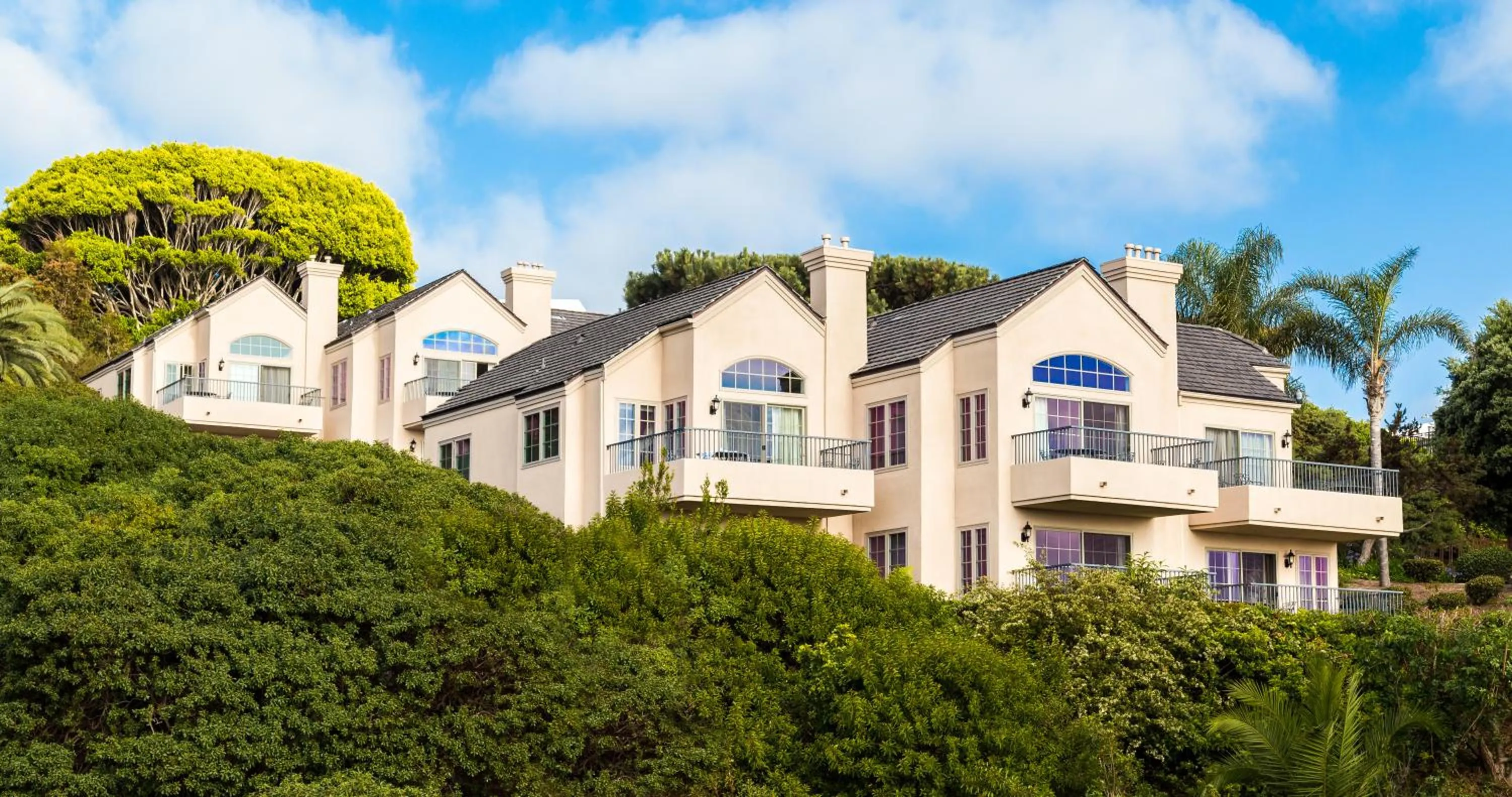 Property building in Villa L'Auberge