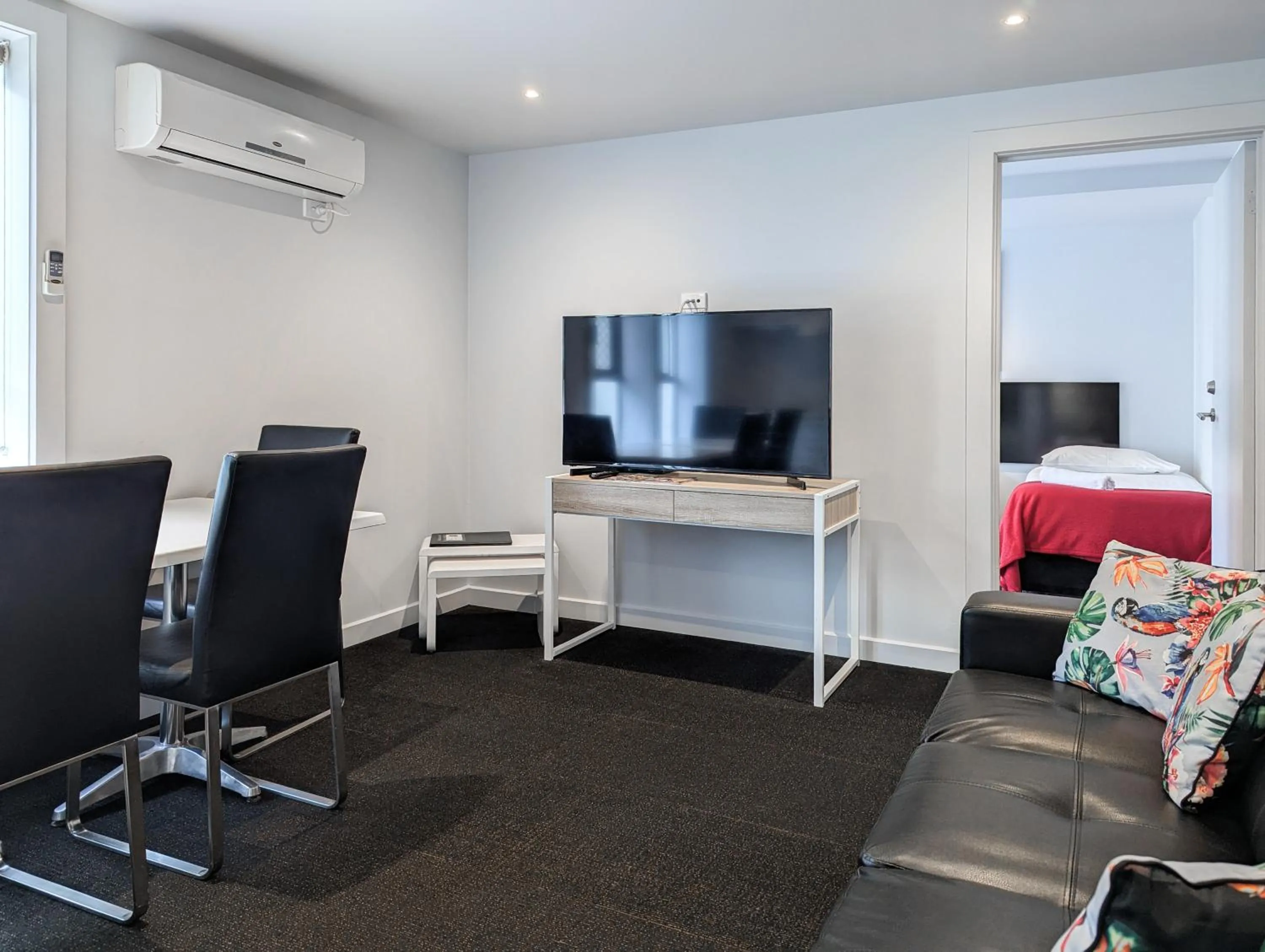 Apartments on Chapman