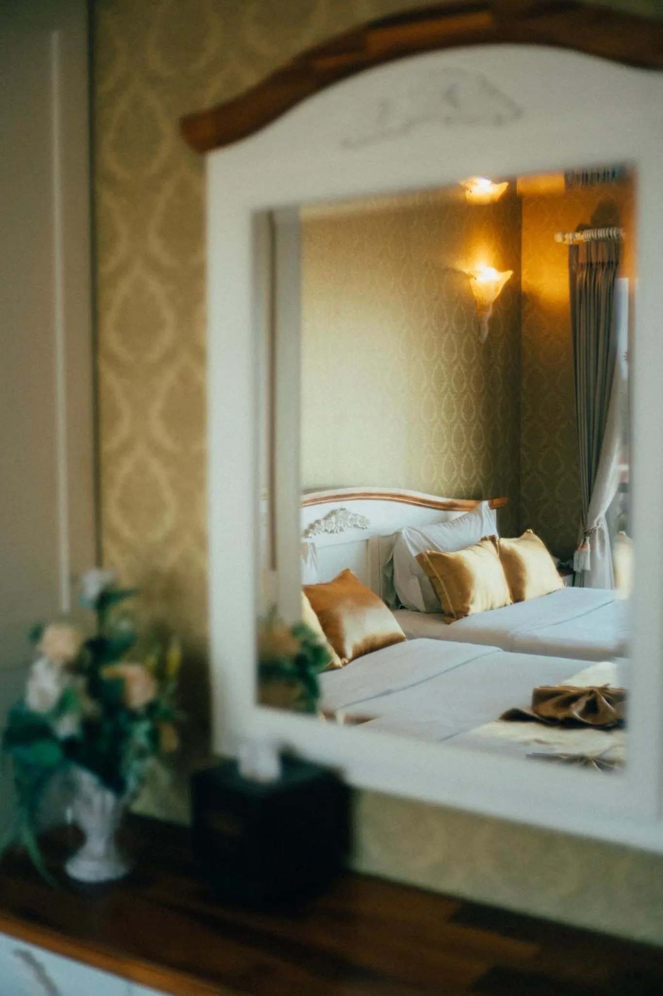 Bed in Victoria Nimman Hotel