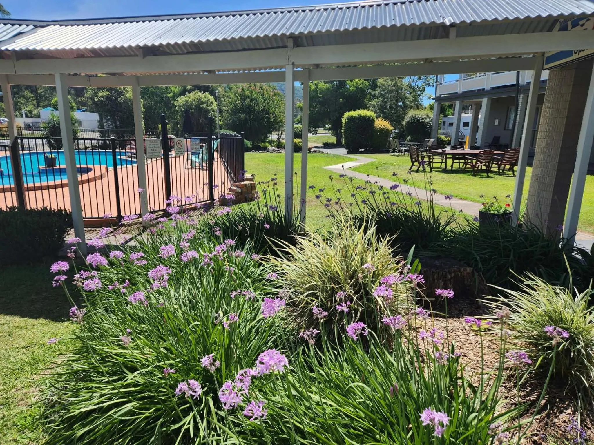 Garden in Bucketts Way Motel Gloucester