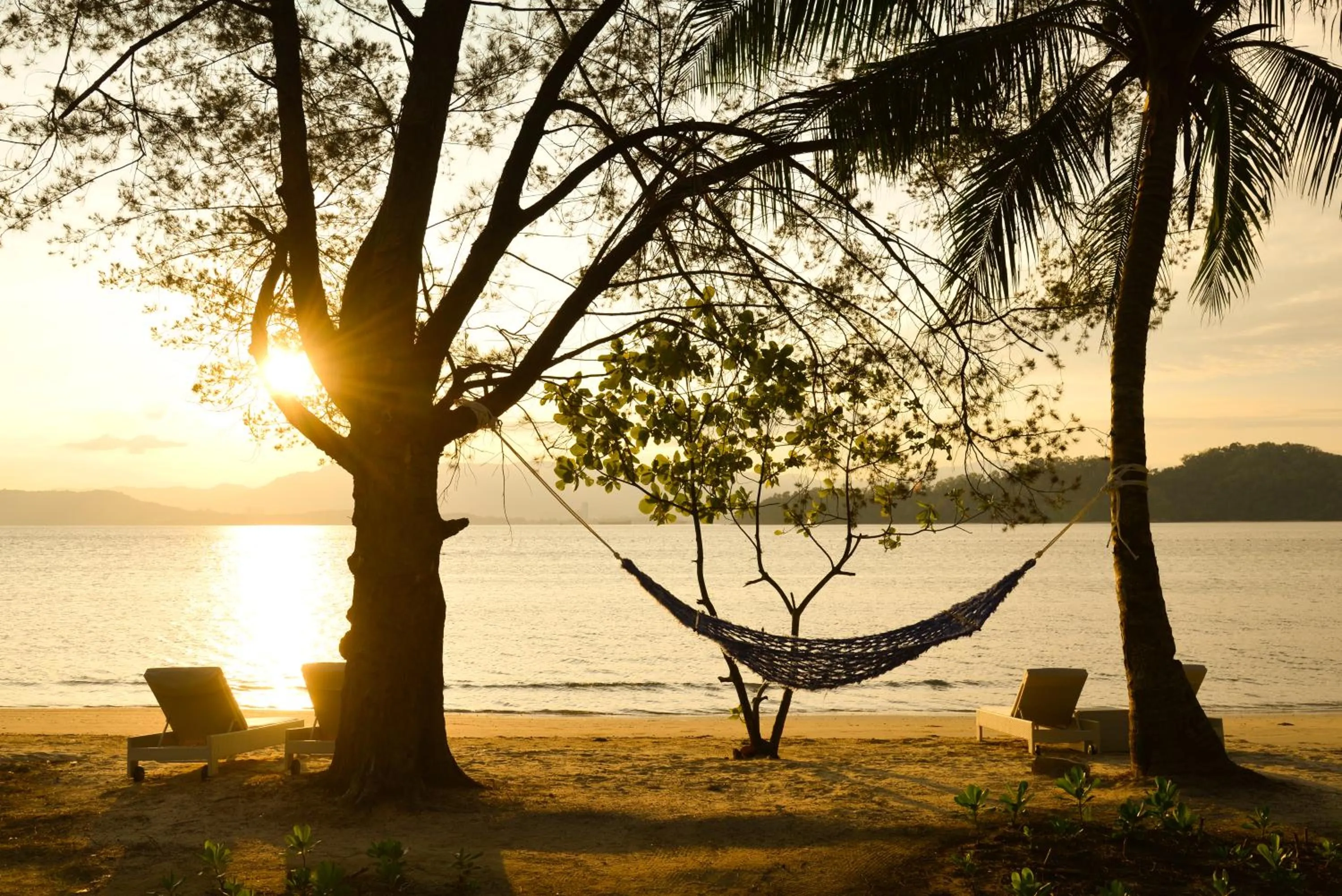 Day in Gaya Island Resort - Small Luxury Hotels of the World