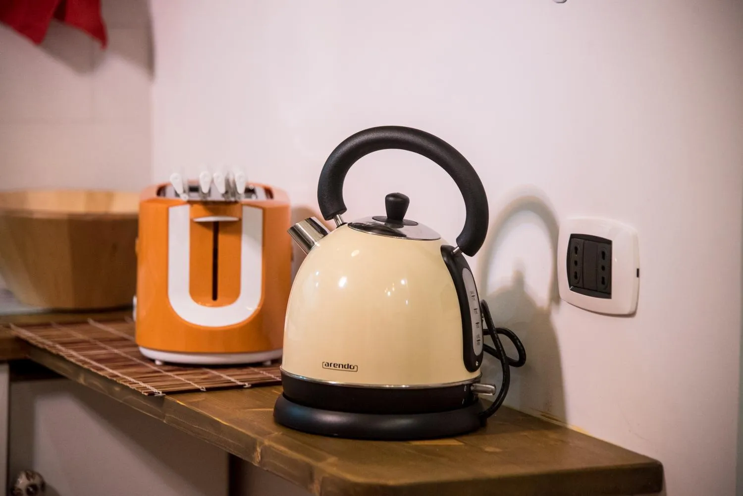 Kitchen or kitchenette in Guest Art Napoli