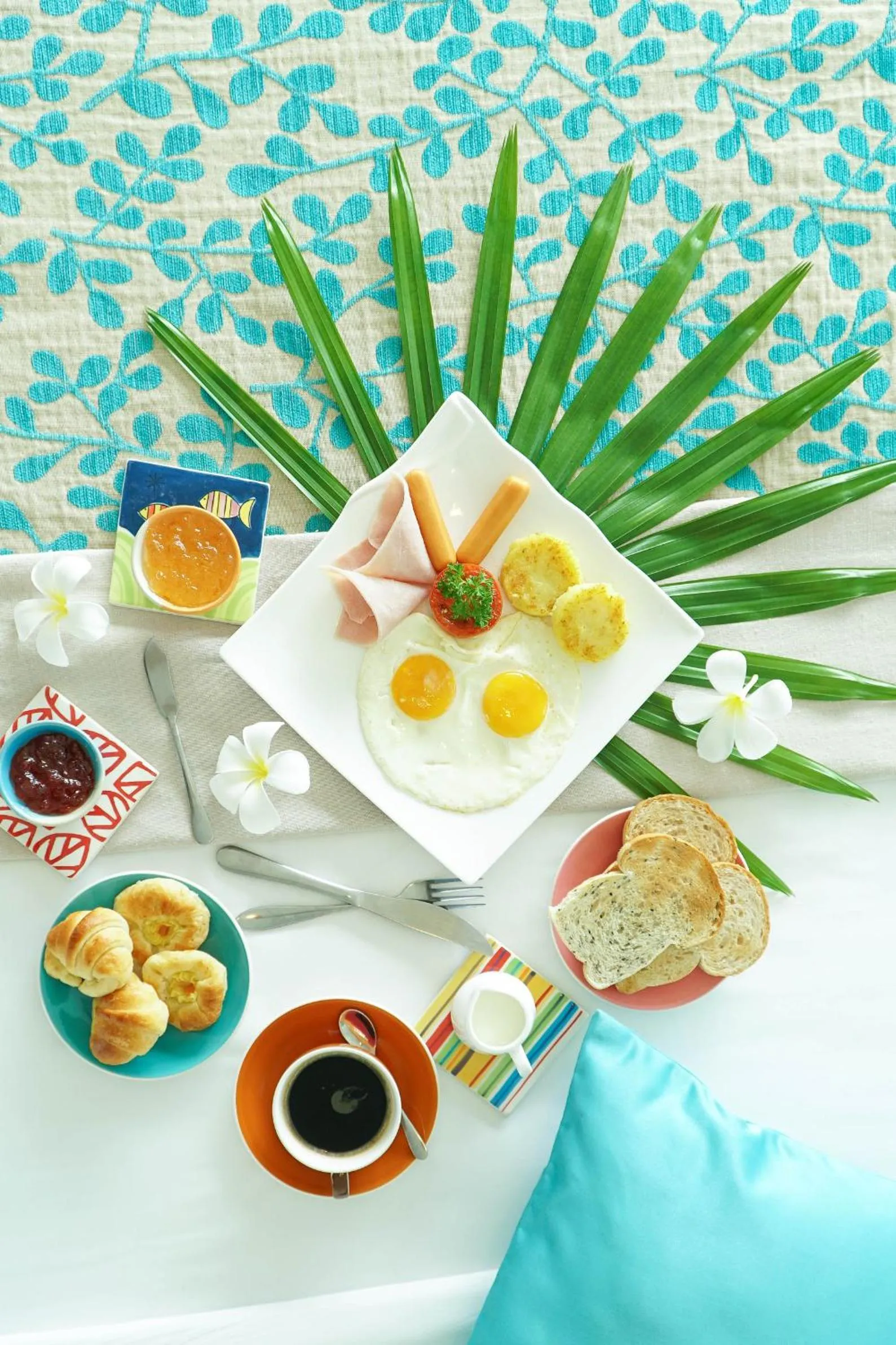 Food and drinks in Cera Resort @ Cha-am