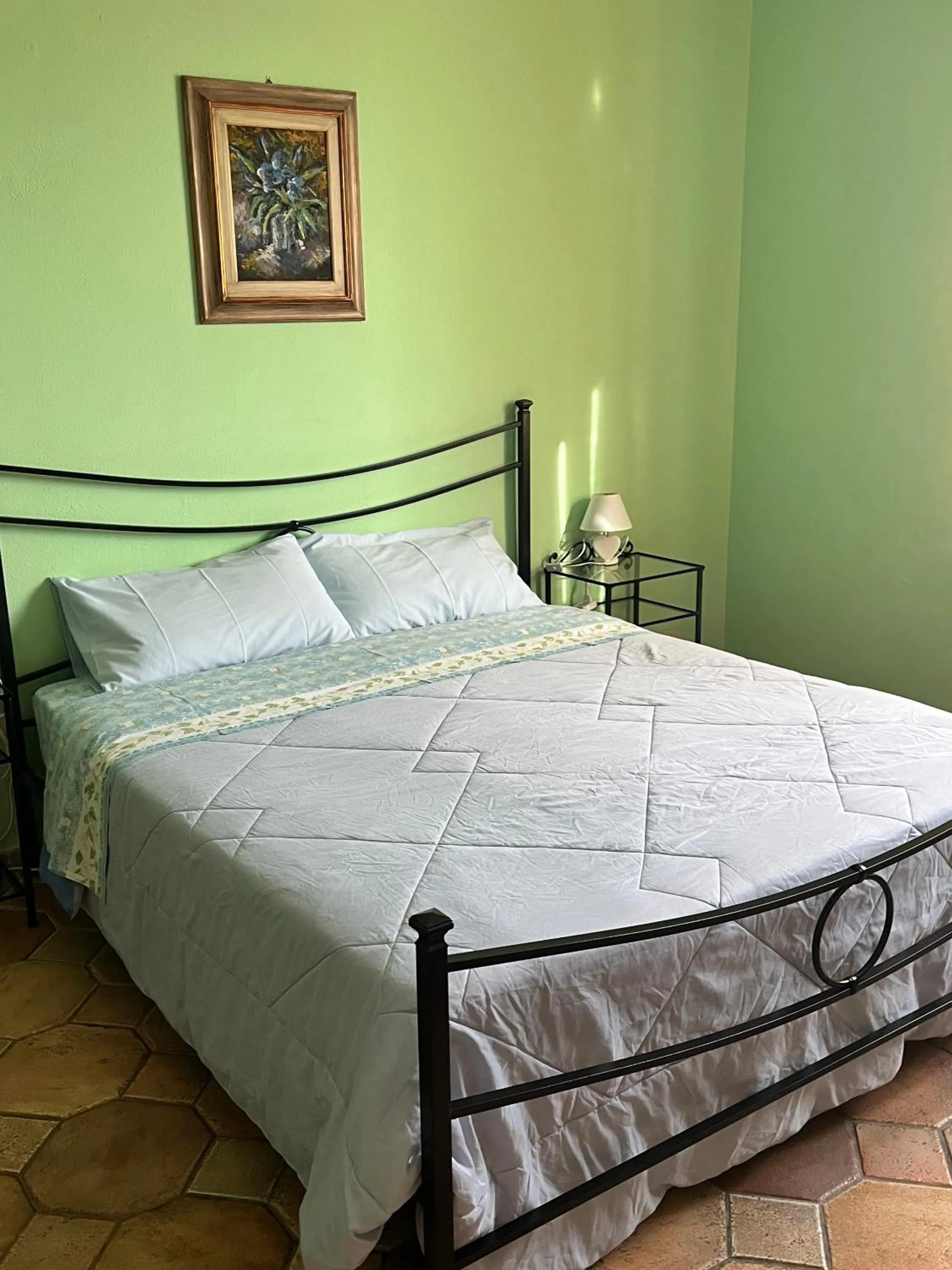 Double Room with Mountain View - single occupancy in Casa T Bed and Breakfast & Home Restaurant di Tacchino Simone