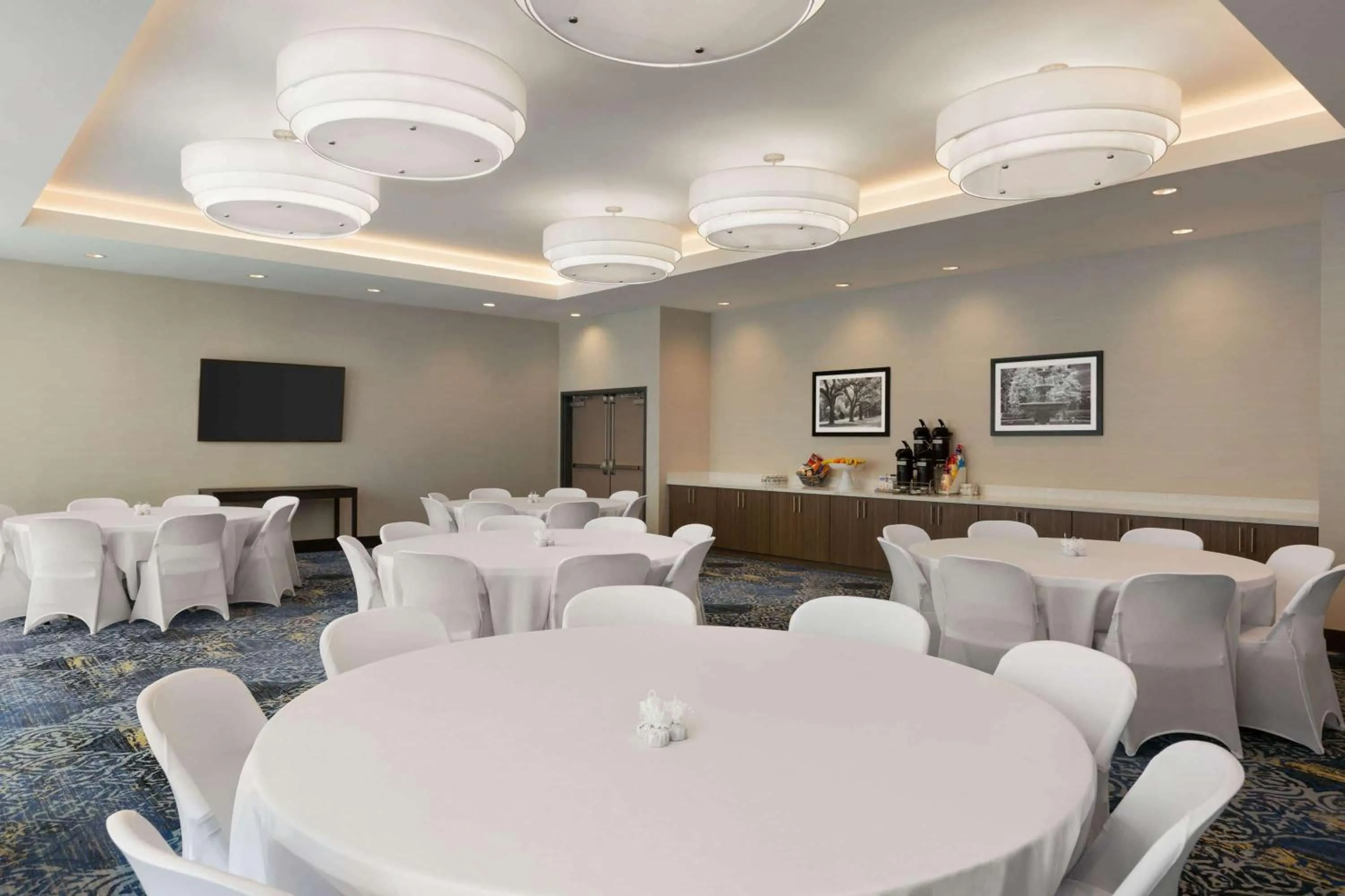 Business facilities in La Quinta by Wyndham Rock Hill