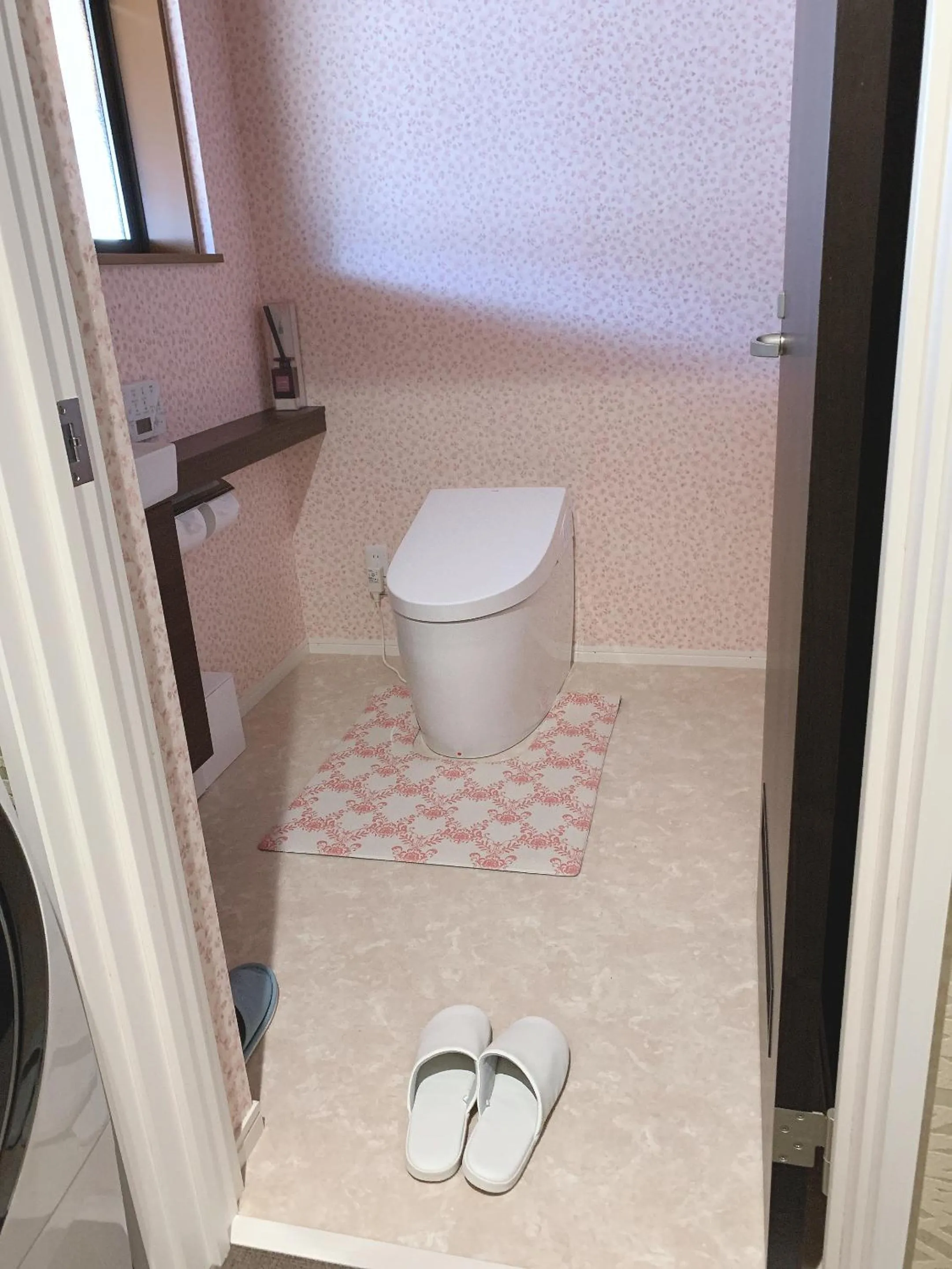 Toilet in Kyoto Ryokan Gion Sano