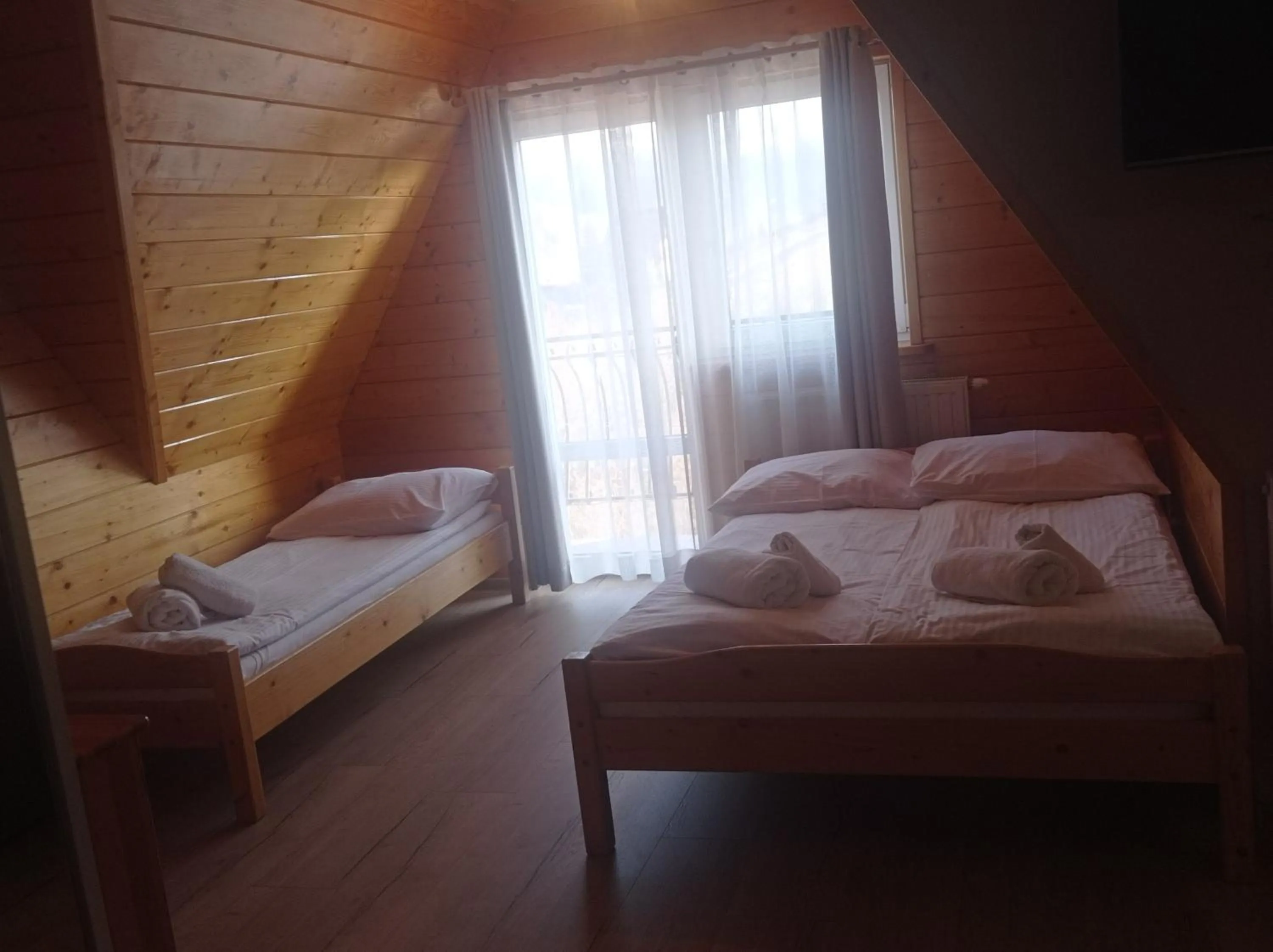 Photo of the whole room, Bed in Tatrzańska Rezydencja pod Brzyzkiem
