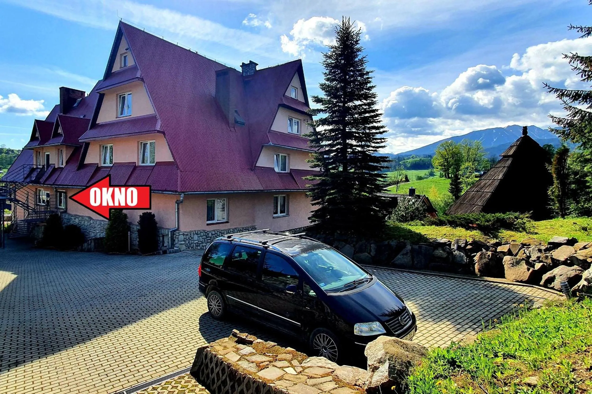 Property building in Tatrzańska Rezydencja pod Brzyzkiem