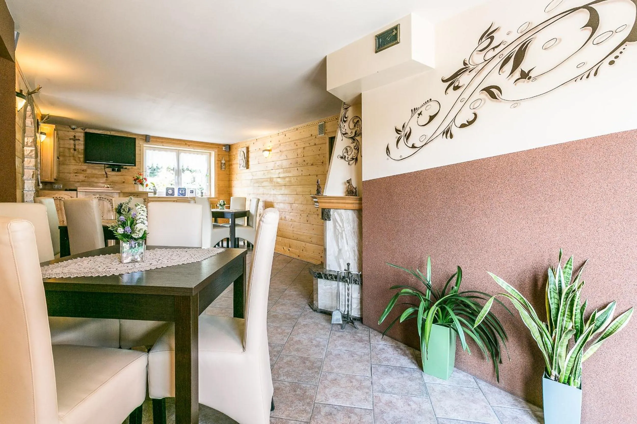 Restaurant/places to eat in Tatrzańska Rezydencja pod Brzyzkiem