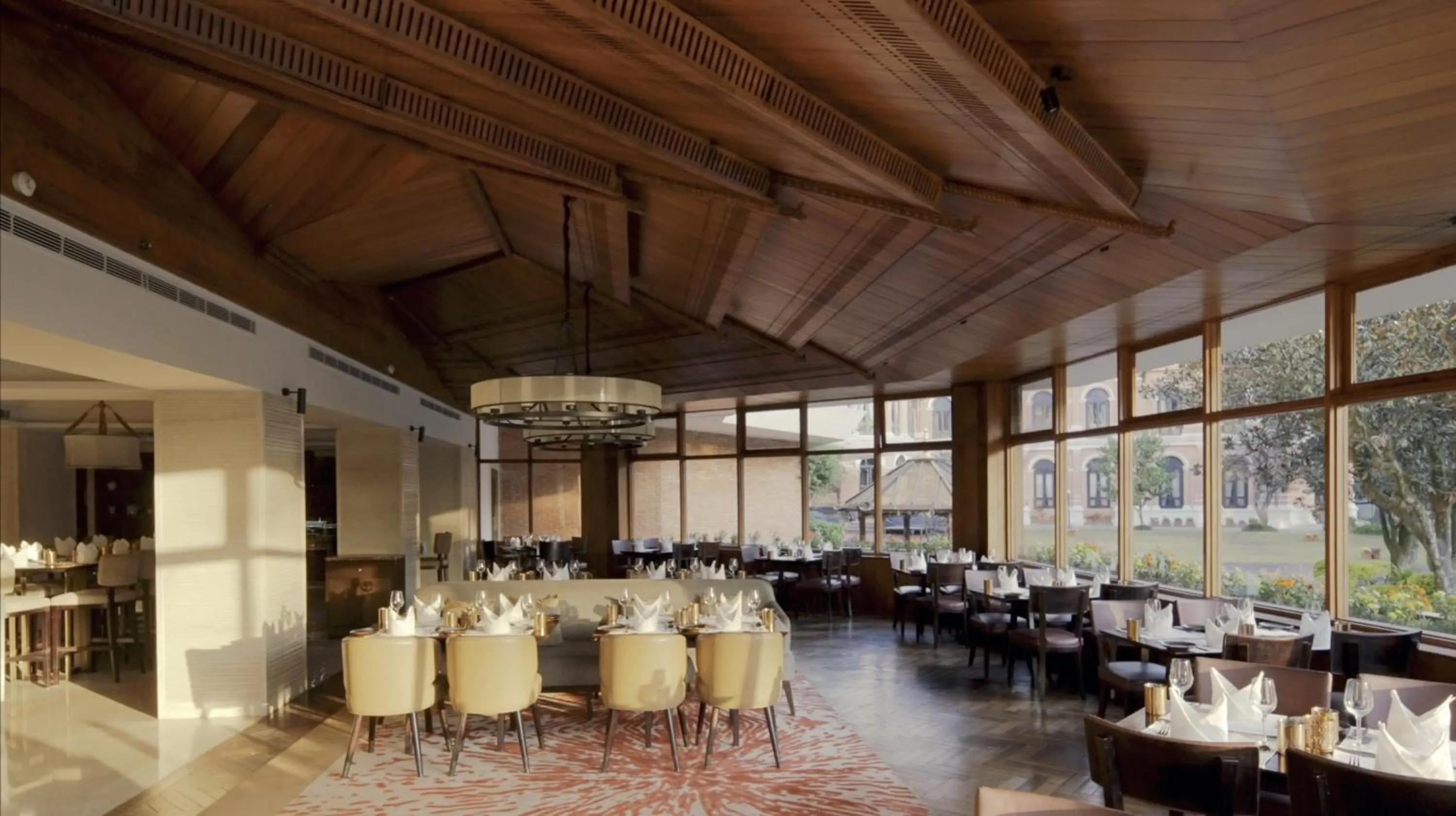 Restaurant/places to eat in Hotel Yak & Yeti