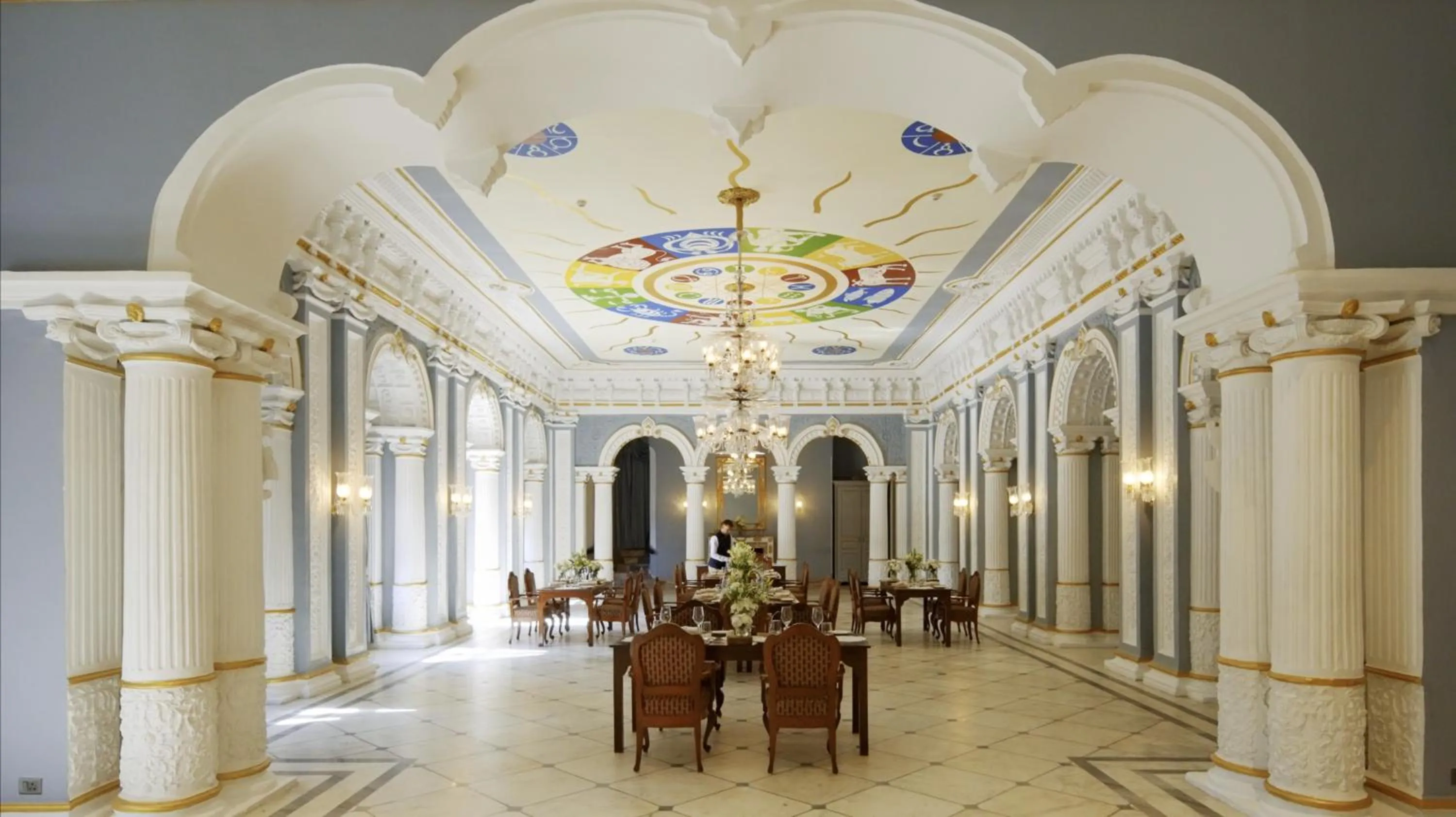 Meeting/conference room in Hotel Yak & Yeti