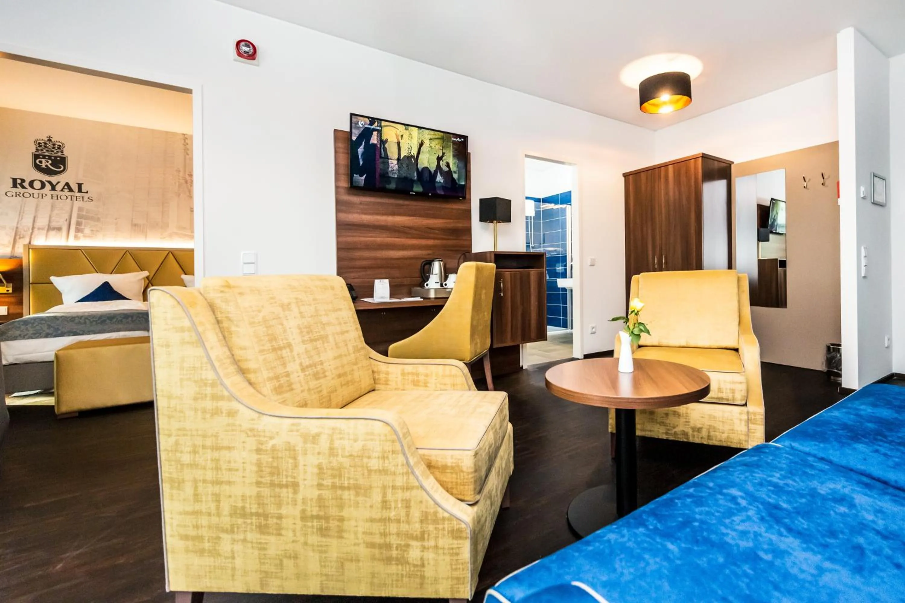 Photo of the whole room in Best Western Plus Royal Suites