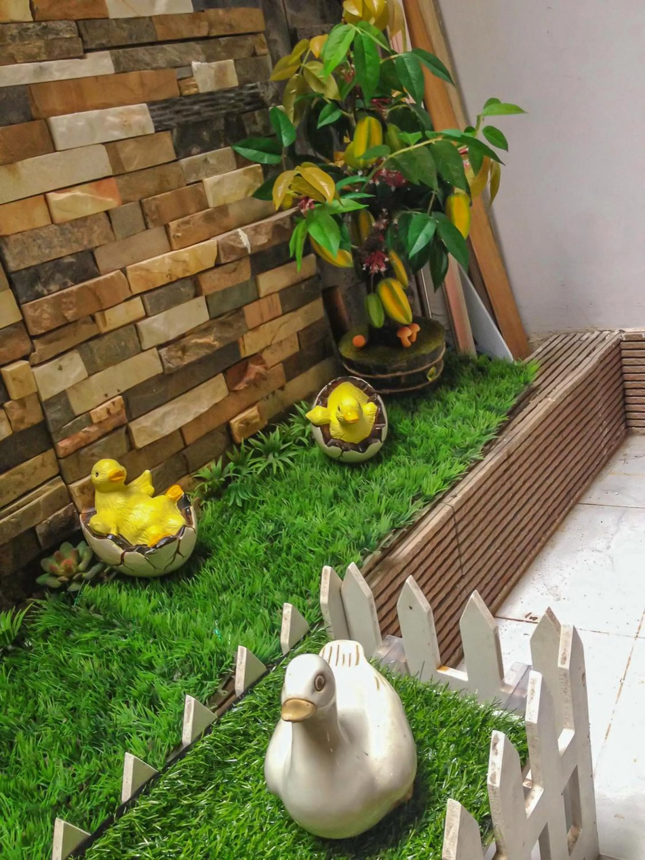 Decorative detail in Jolie House