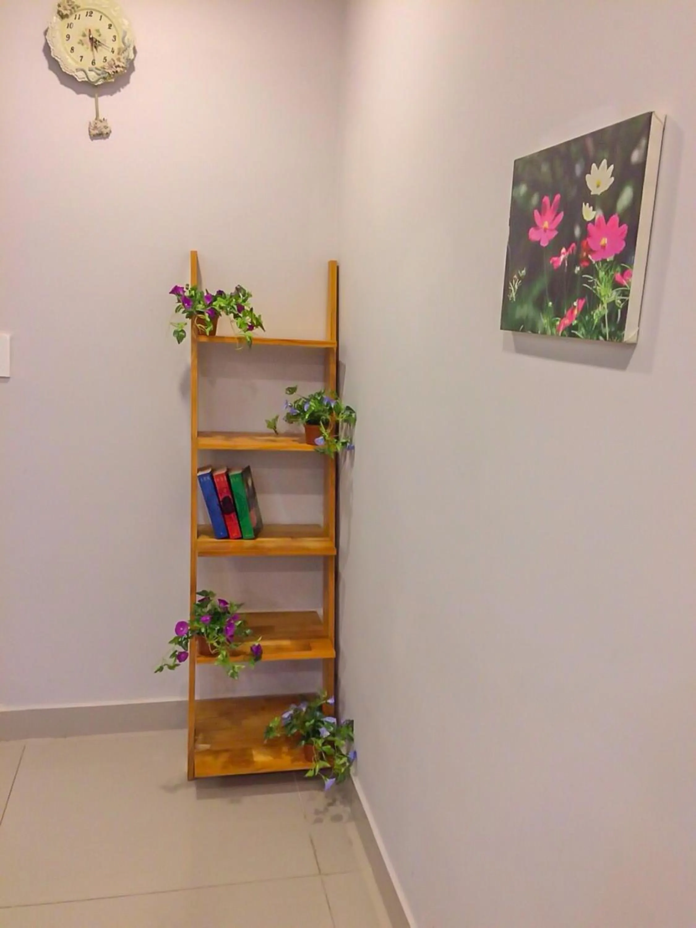 Decorative detail in Jolie House