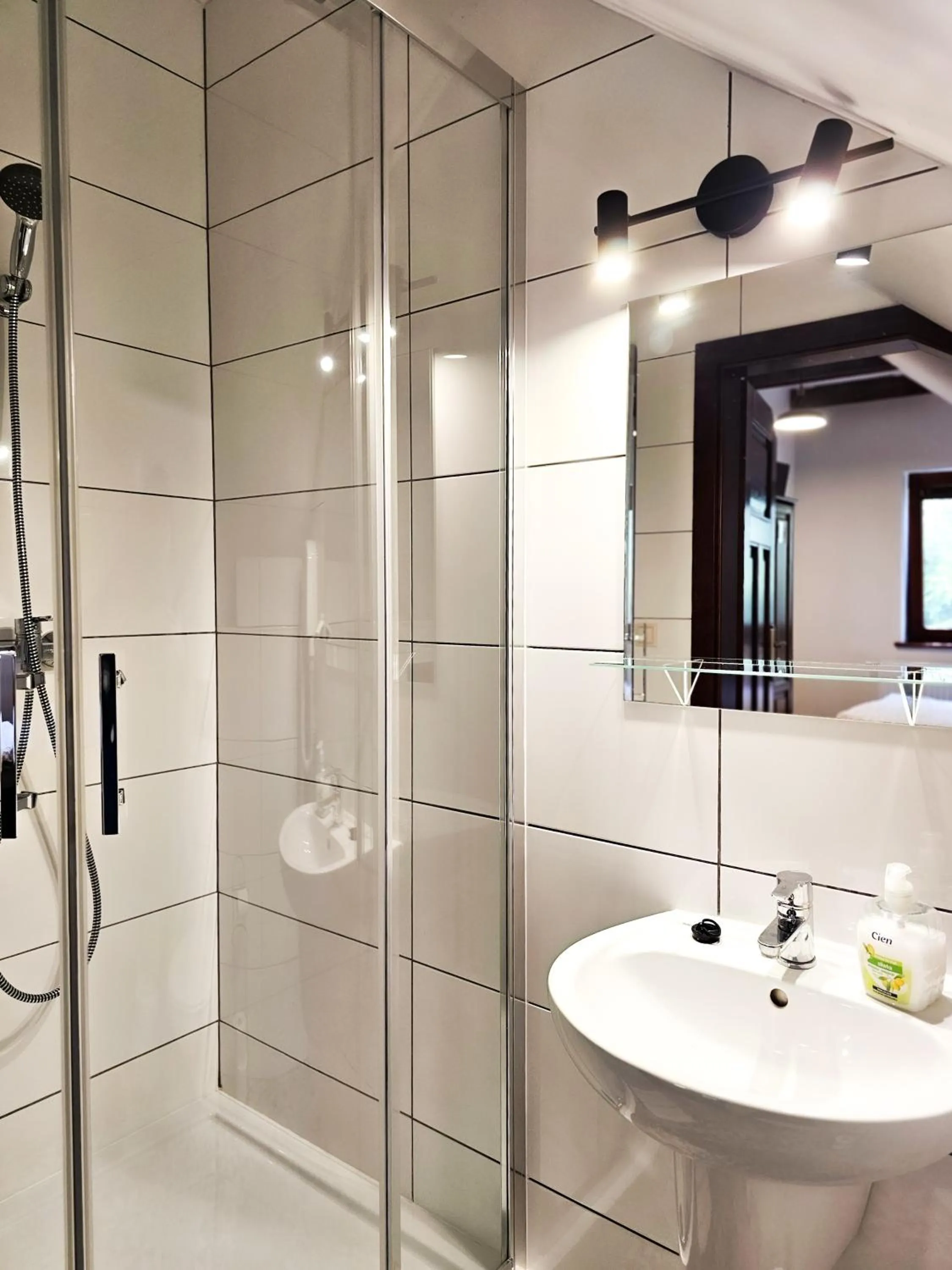 Shower in Gościniec Gryszczeniówka & SPA