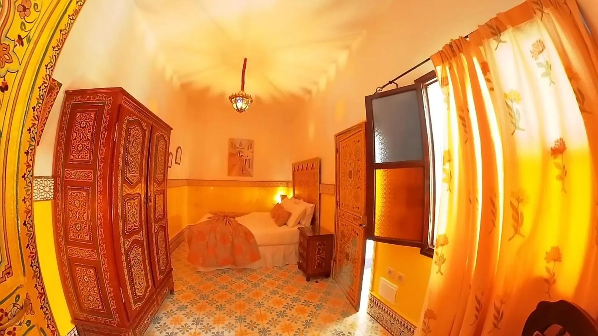 Bed in Riad Las Mil y una Noches Tetuan