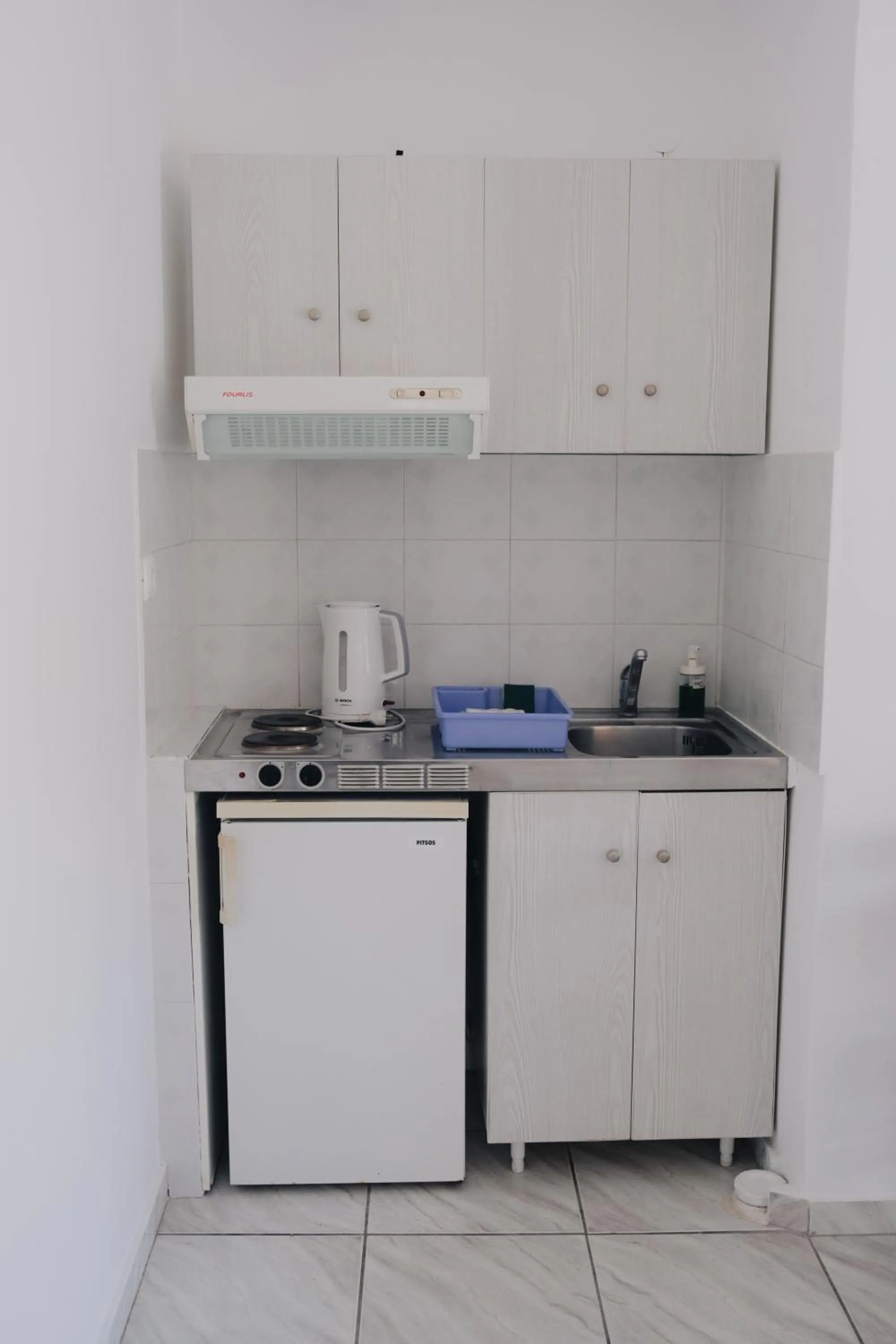 Paradise Apartments Studios