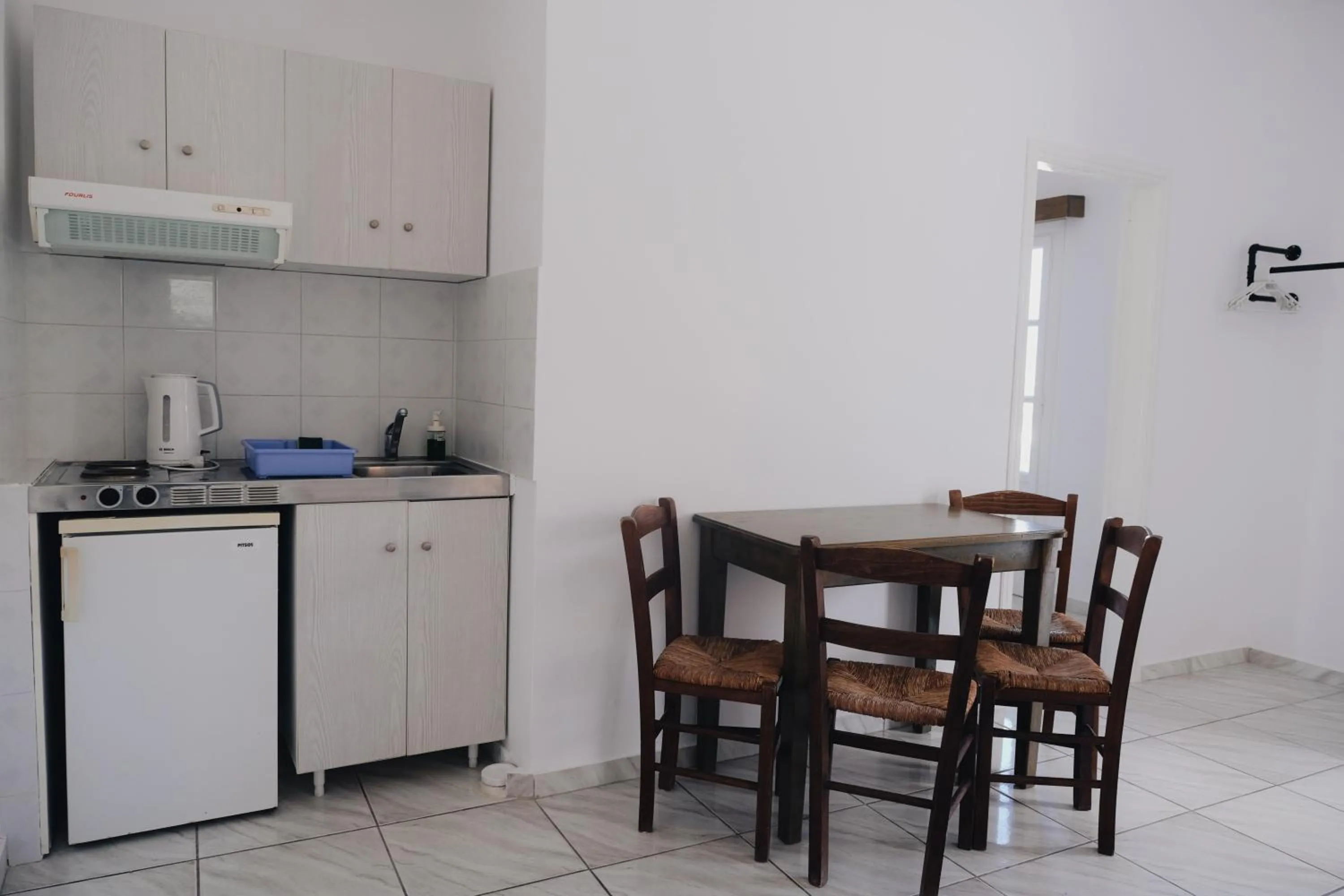 Paradise Apartments Studios