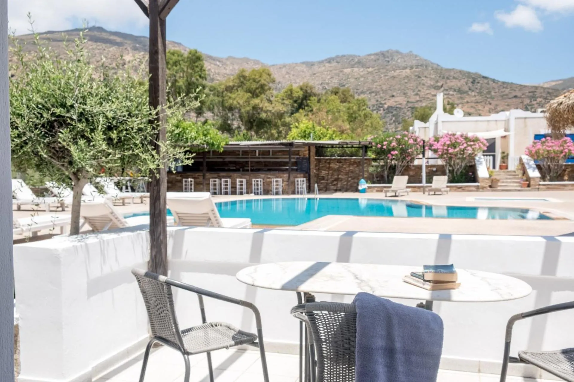 Patio in Paradise Apartments Studios