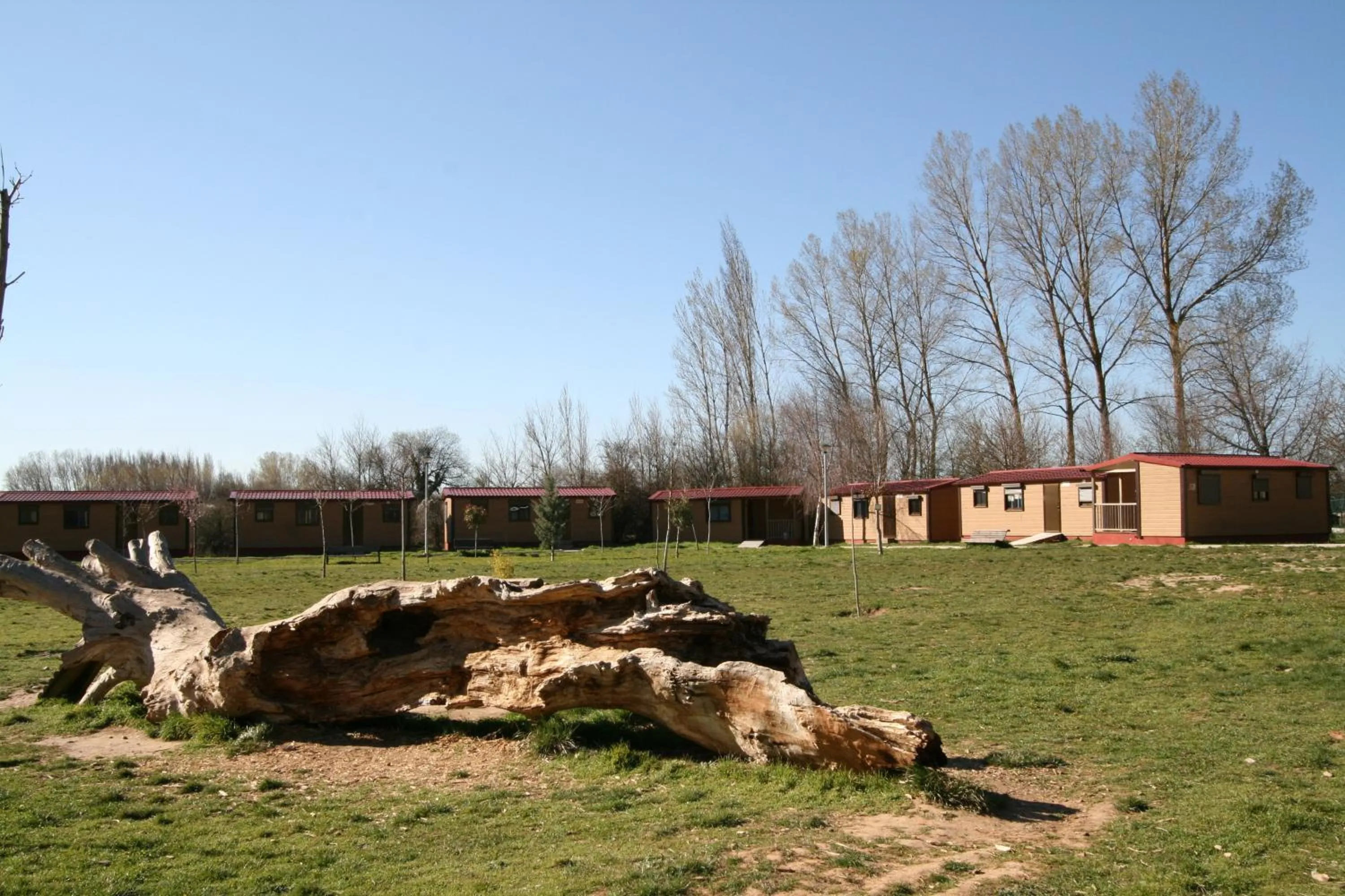Area and facilities in Bungalows Granja Escuela Arlanzón