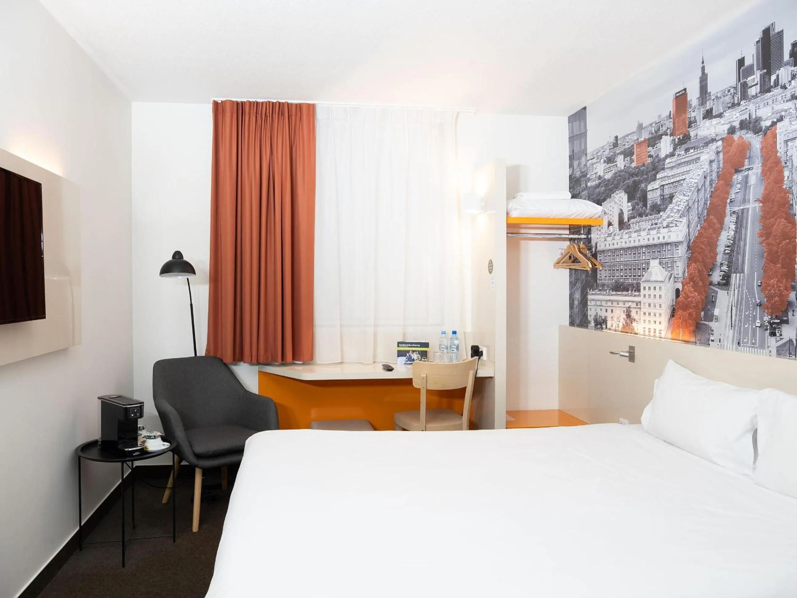 Photo of the whole room, Bed in B&B Hotel Warszawa-Okęcie