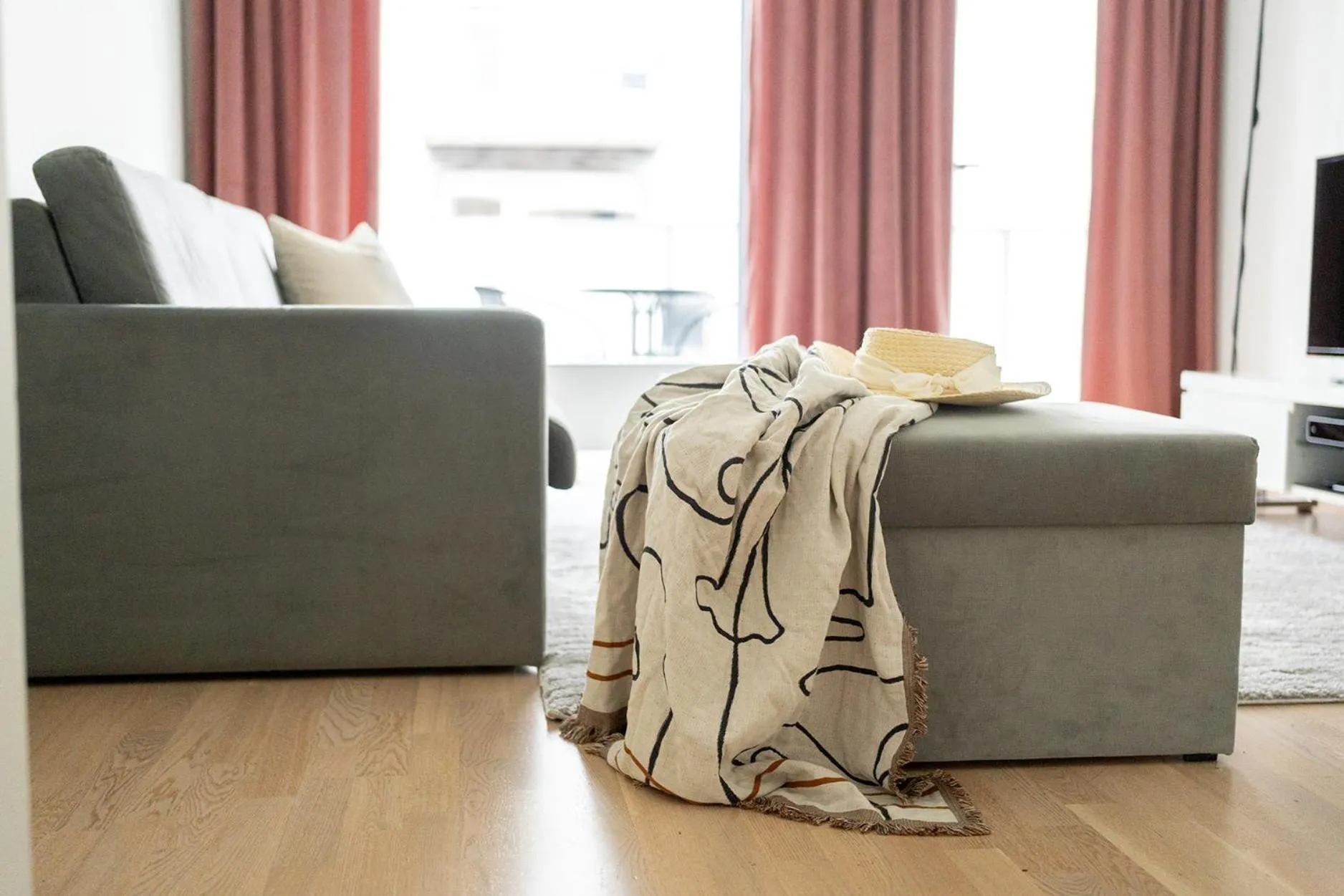 TV and multimedia in BJØRVIKA APARTMENTS, Opera Area, Oslo city center