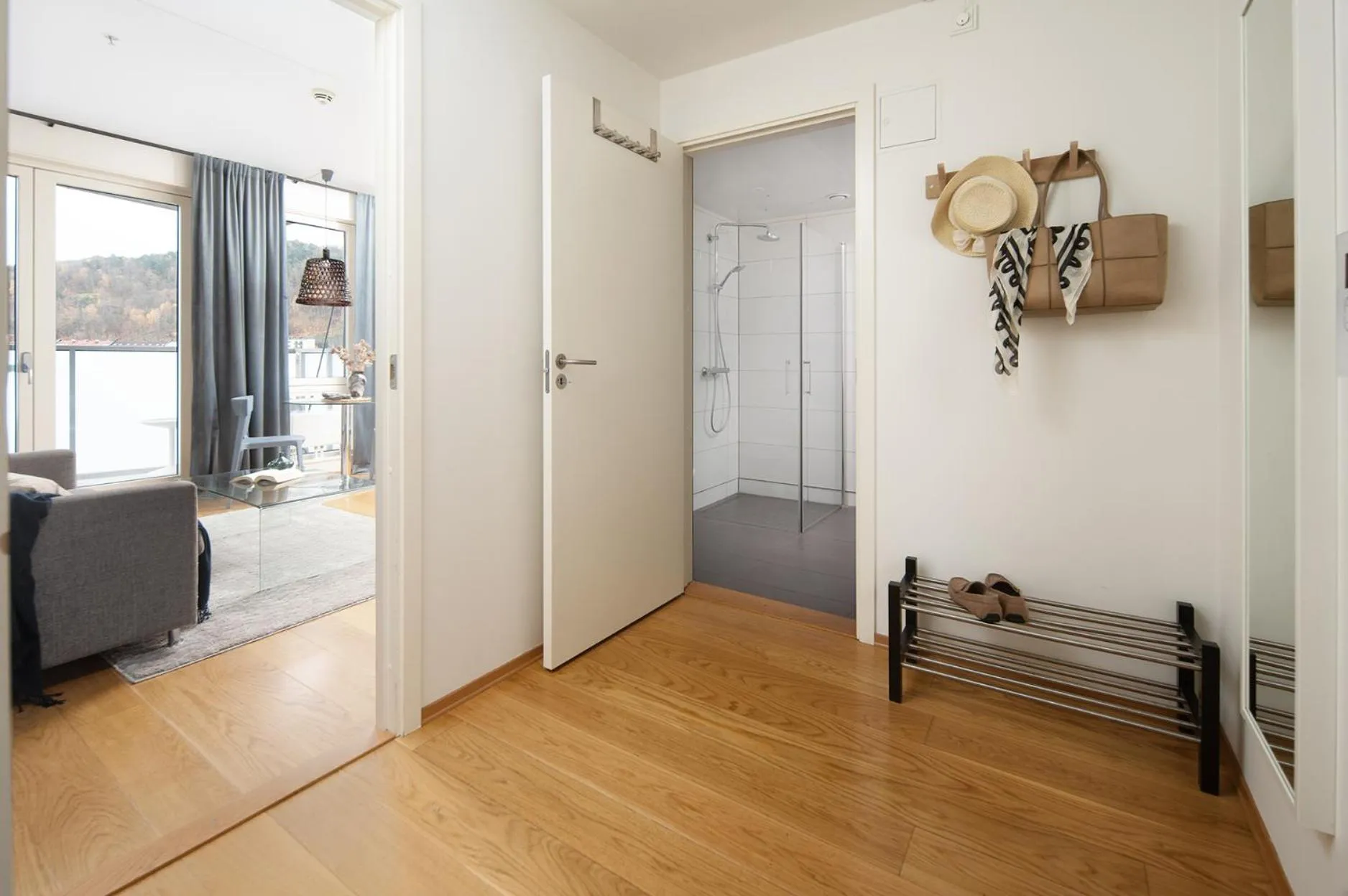 Bathroom in BJØRVIKA APARTMENTS, Opera Area, Oslo city center