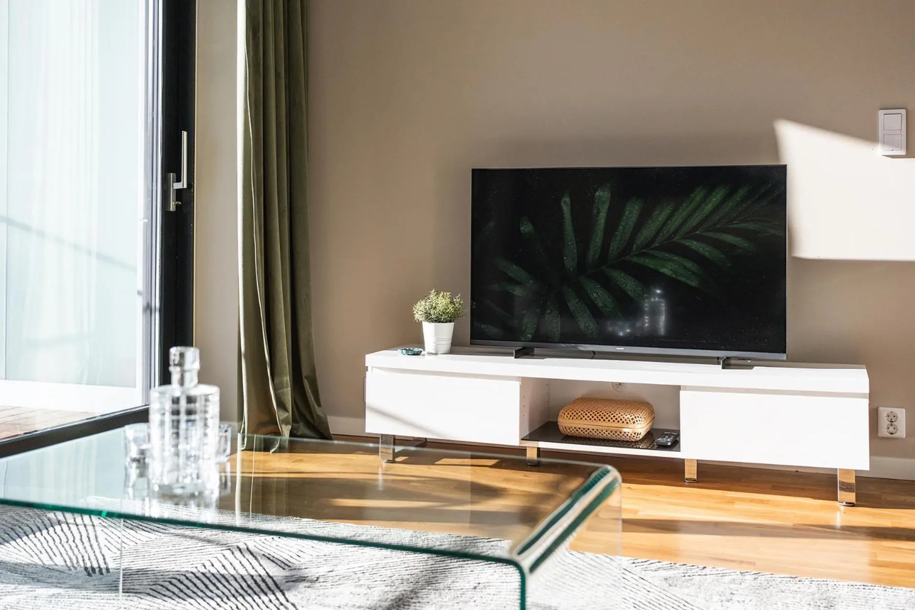 TV and multimedia in BJØRVIKA APARTMENTS, Opera Area, Oslo city center