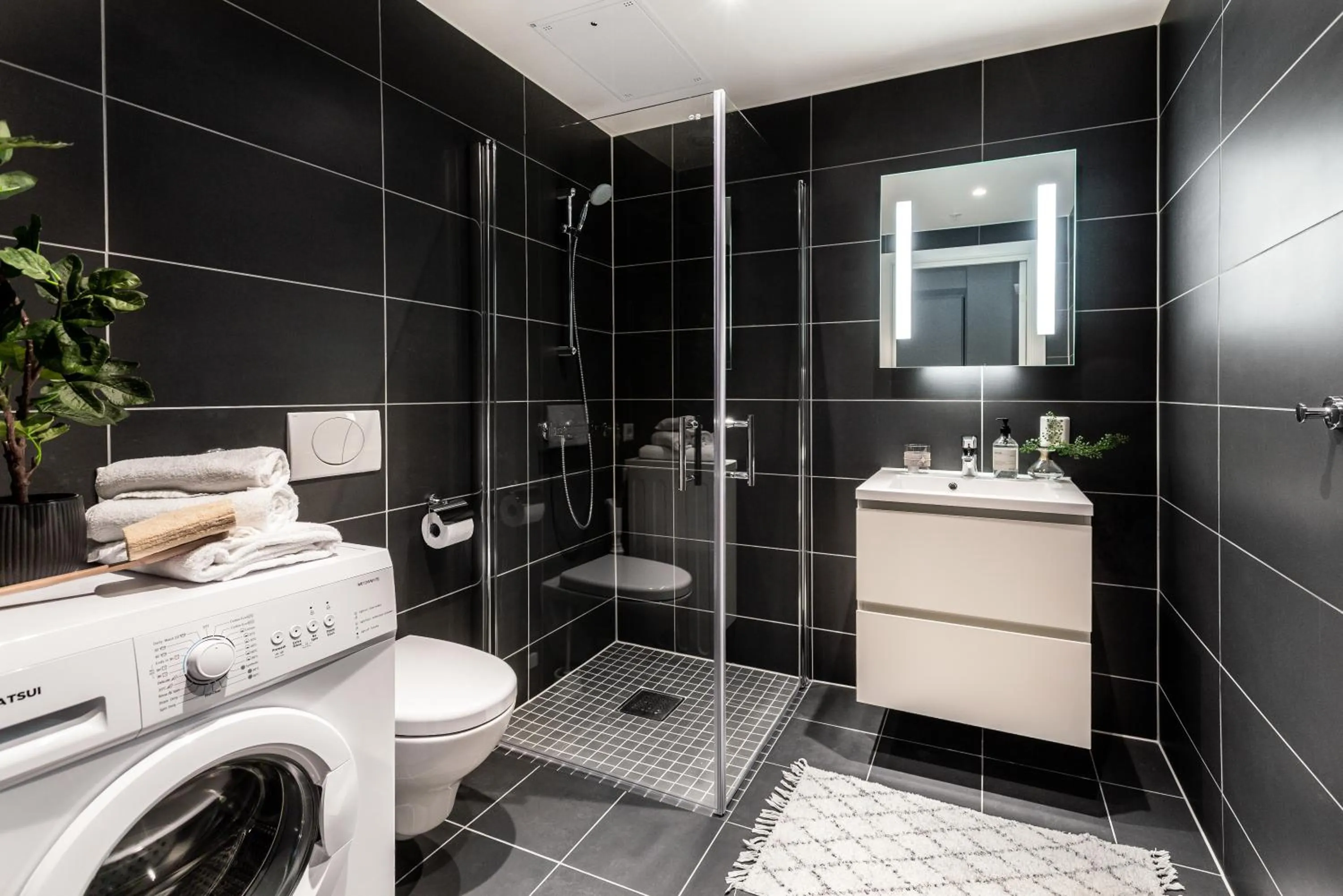 Bathroom in BJØRVIKA APARTMENTS, Opera Area, Oslo city center