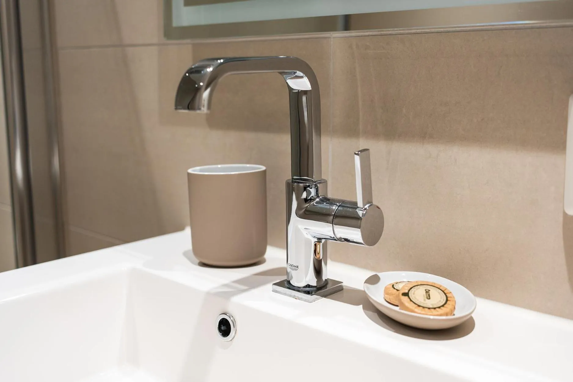 Bathroom in BJØRVIKA APARTMENTS, Opera Area, Oslo city center