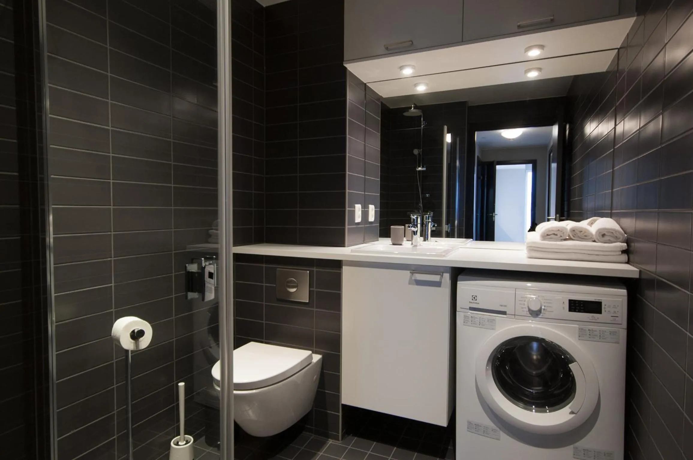 Bathroom in BJØRVIKA APARTMENTS, Opera Area, Oslo city center